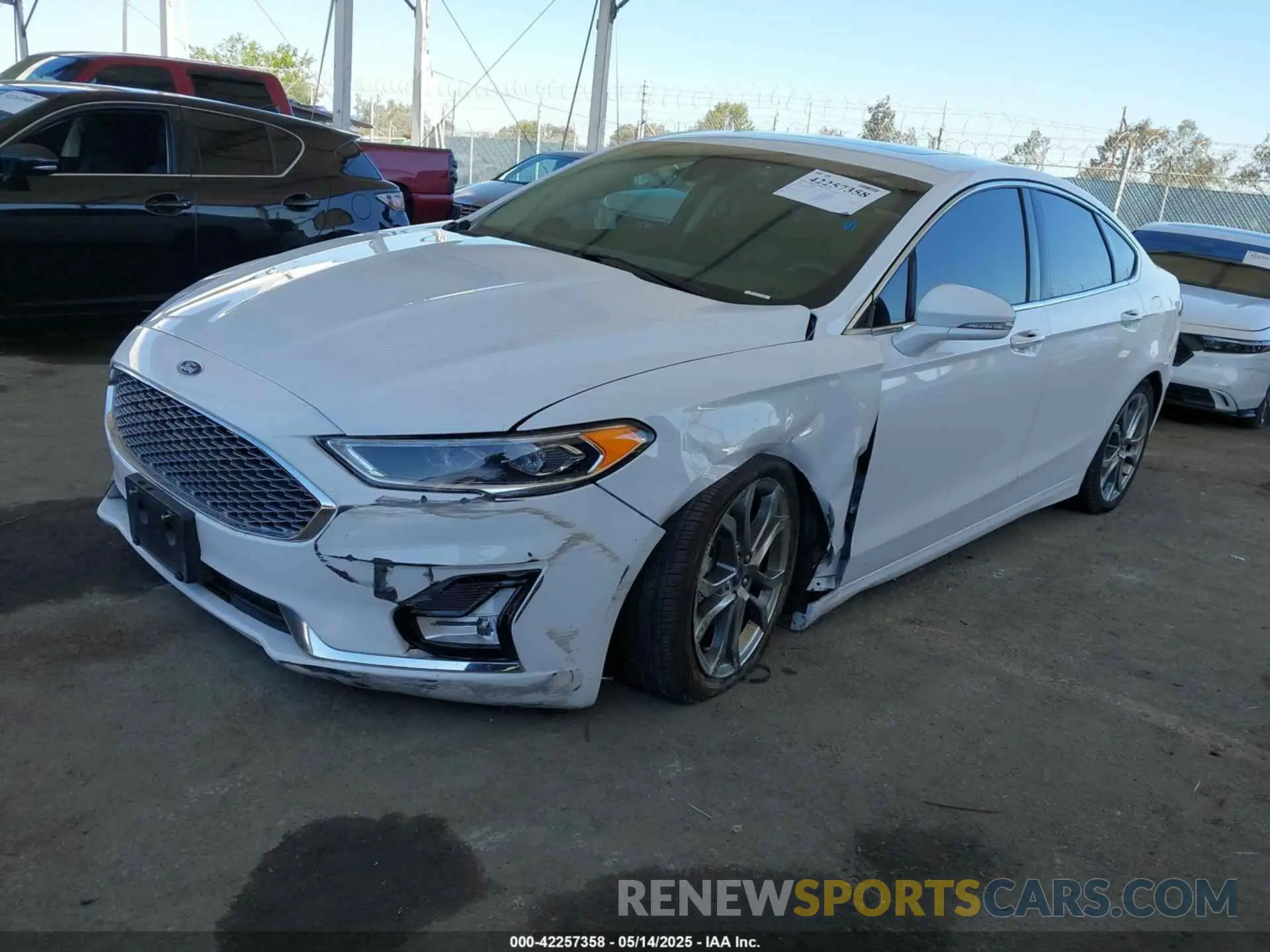2 fotografías del automóvil dañado 3FA6P0RU9LR170993 FORD FUSION 2020