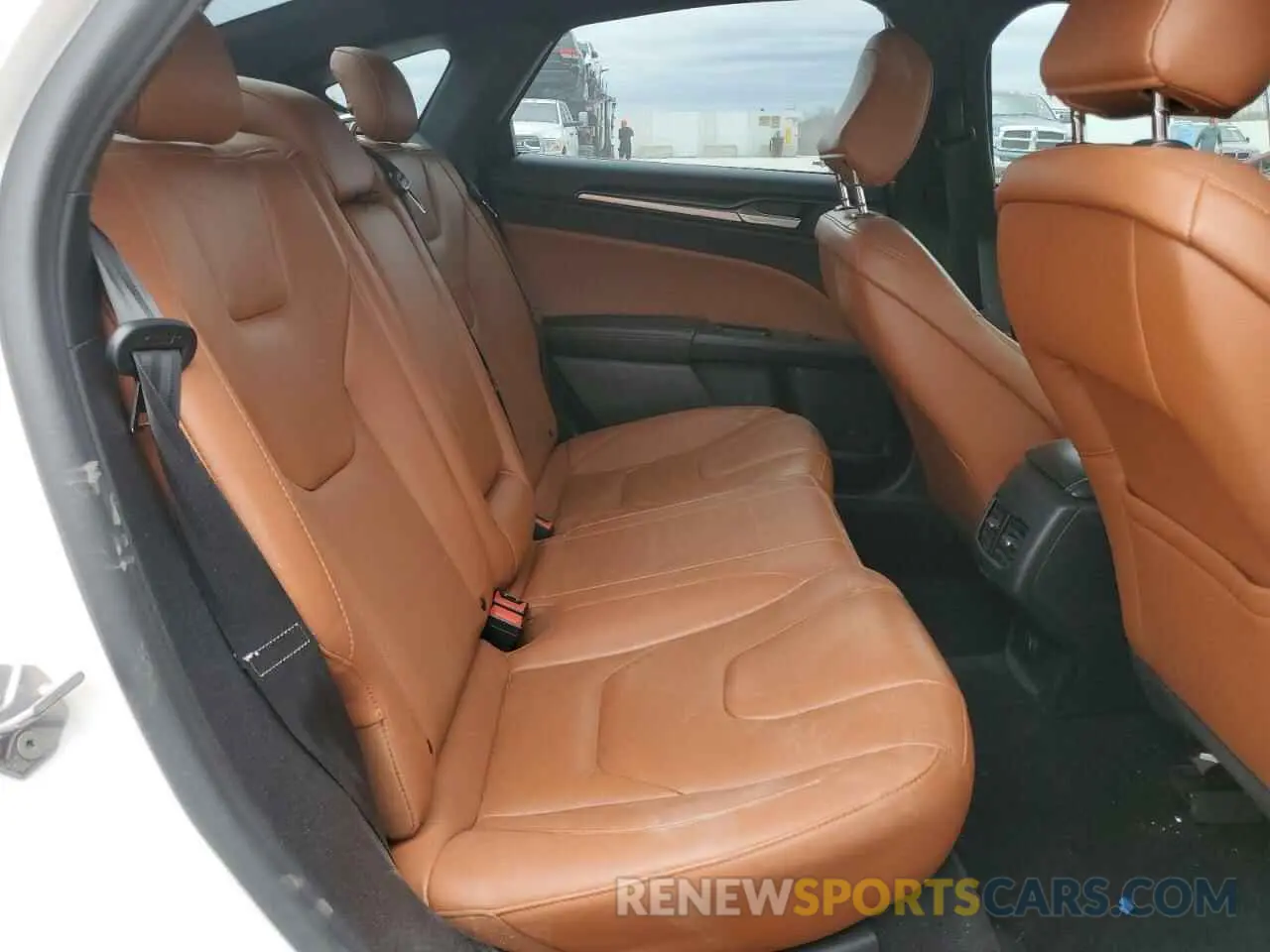 10 fotografías del automóvil dañado 3FA6P0SU4LR113076 FORD FUSION 2020
