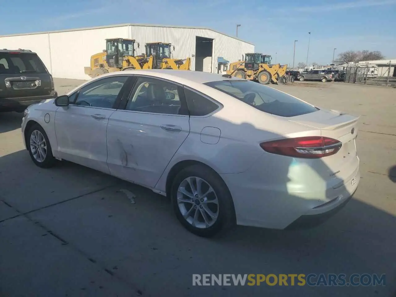 2 fotografías del automóvil dañado 3FA6P0SU4LR172029 FORD FUSION 2020