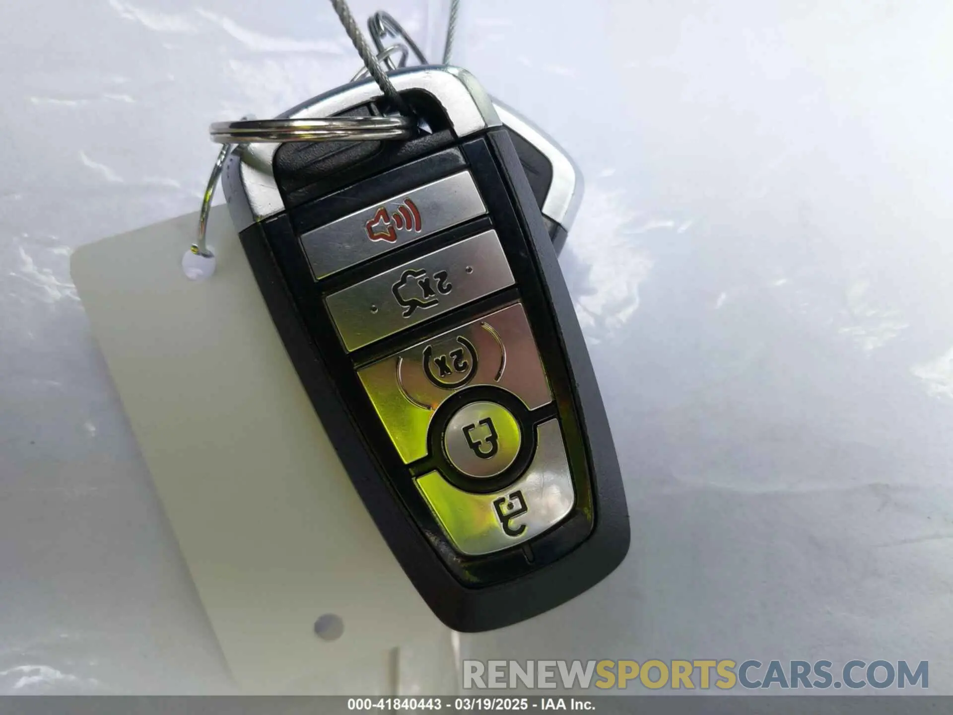 11 fotografías del automóvil dañado 3FA6P0SU4LR260496 FORD FUSION 2020