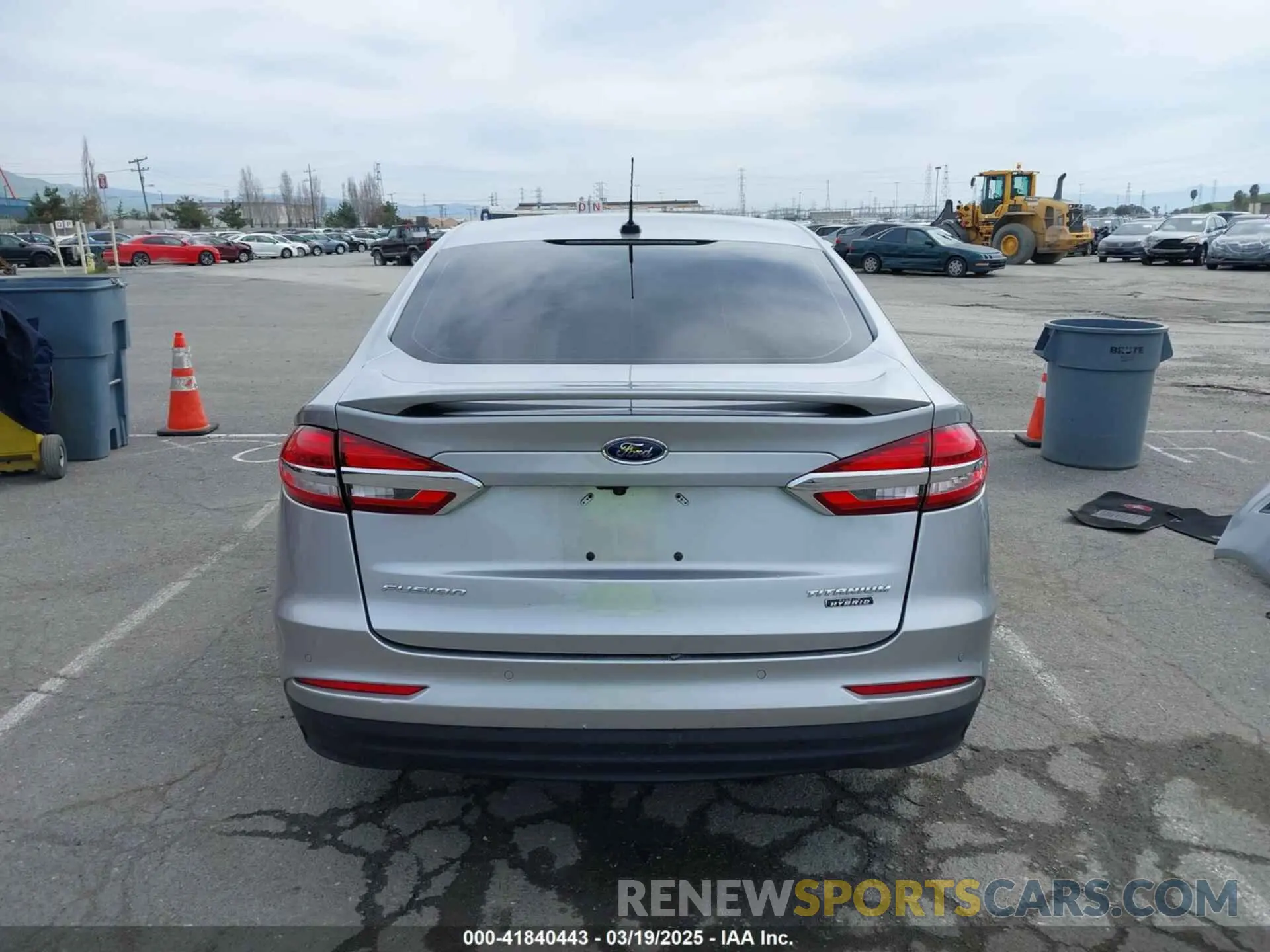 17 fotografías del automóvil dañado 3FA6P0SU4LR260496 FORD FUSION 2020