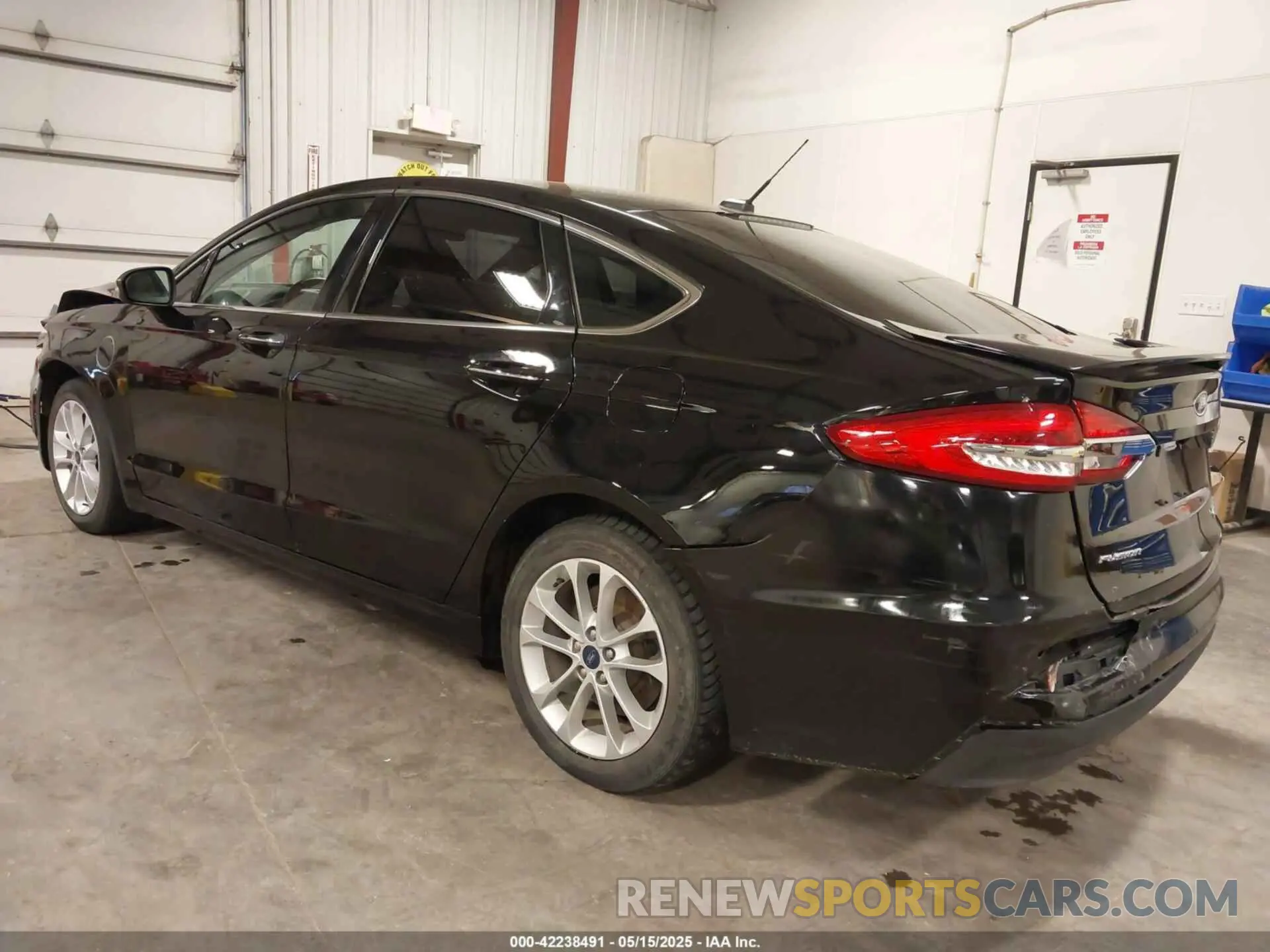 3 fotografías del automóvil dañado 3FA6P0SU8LR119429 FORD FUSION 2020