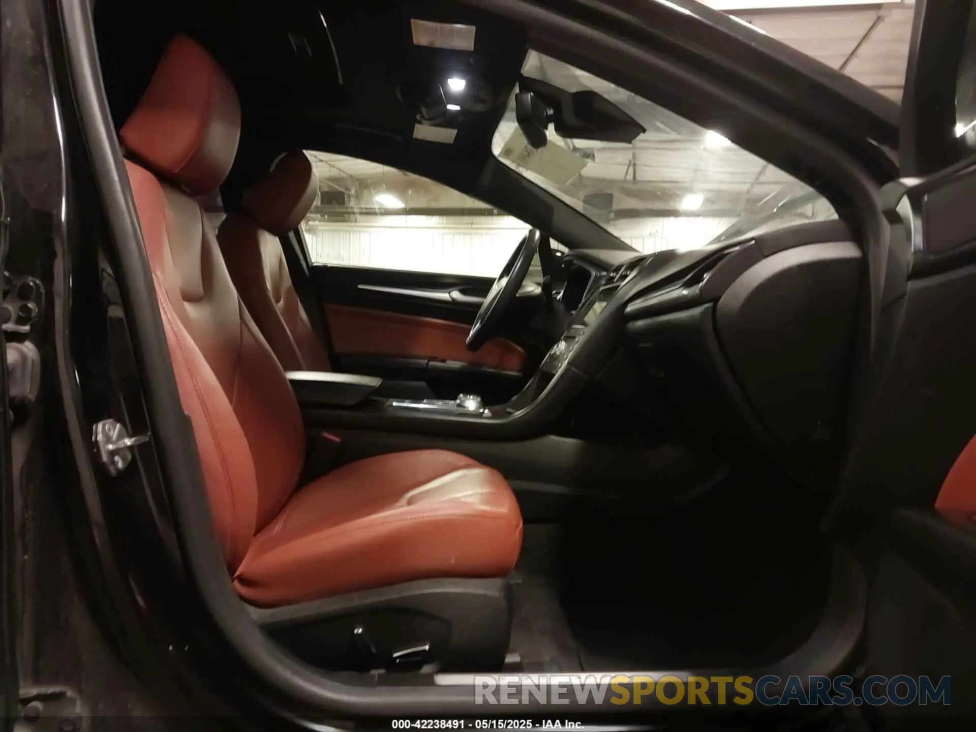 5 fotografías del automóvil dañado 3FA6P0SU8LR119429 FORD FUSION 2020