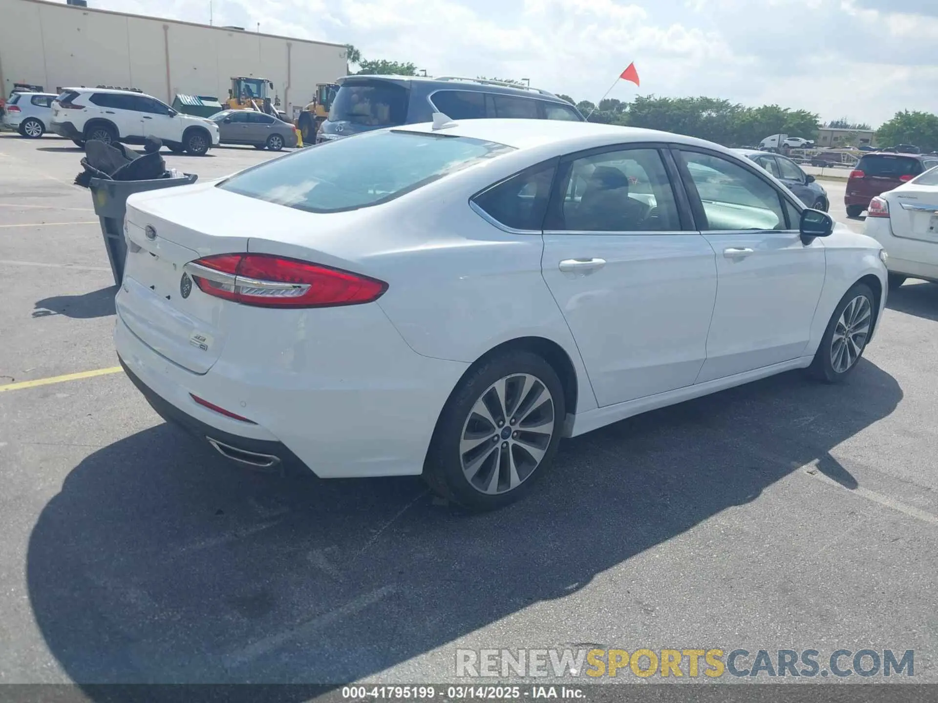 4 fotografías del automóvil dañado 3FA6P0T90LR150796 FORD FUSION 2020