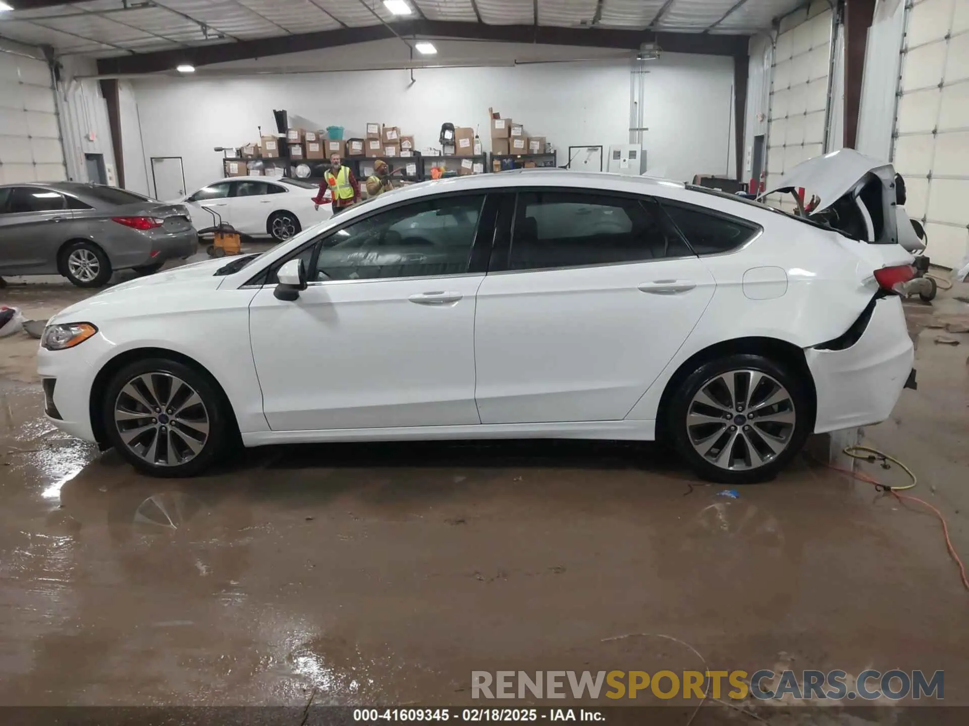 14 fotografías del automóvil dañado 3FA6P0T91LR202050 FORD FUSION 2020