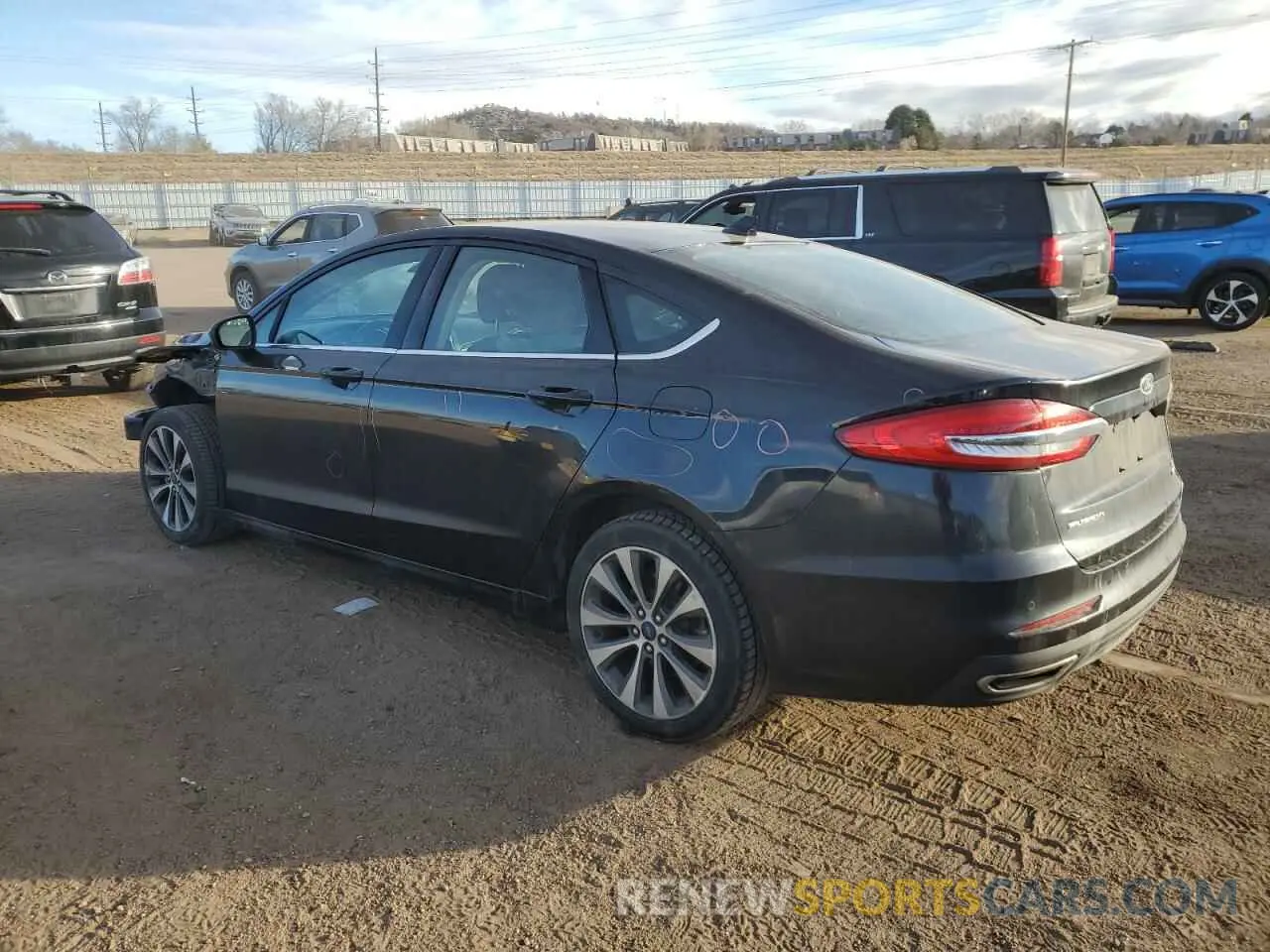 2 fotografías del automóvil dañado 3FA6P0T92LR150573 FORD FUSION 2020