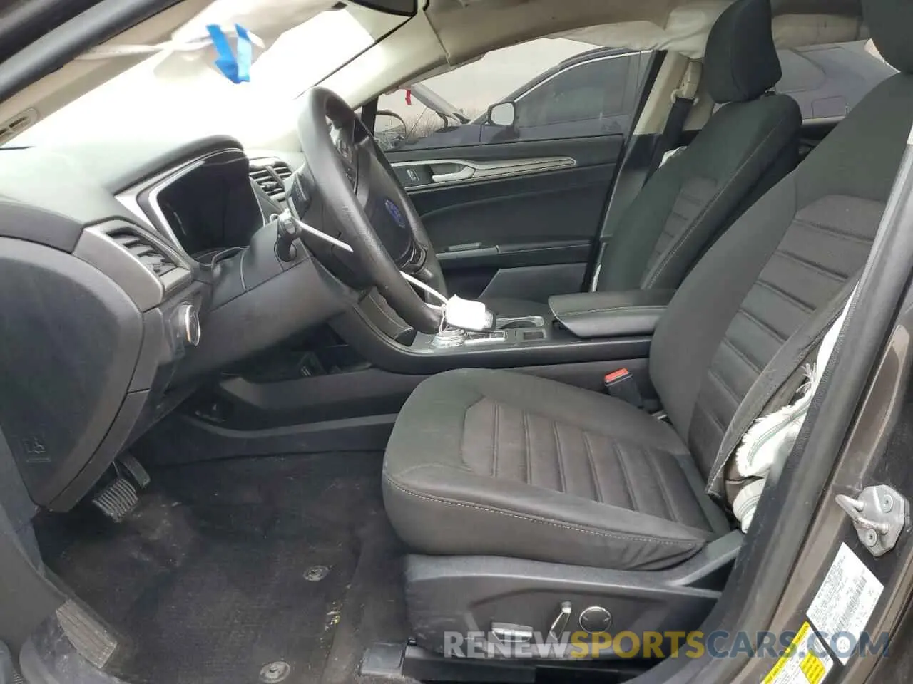 7 fotografías del automóvil dañado 3FA6P0T92LR162335 FORD FUSION 2020