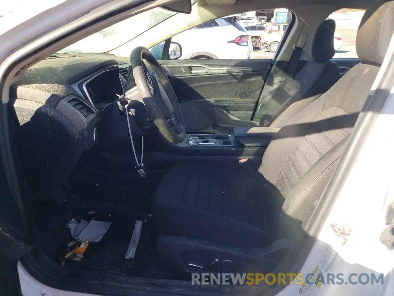7 fotografías del automóvil dañado 3FA6P0T92LR172931 FORD FUSION 2020