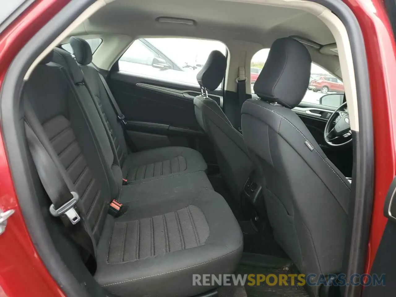 10 fotografías del automóvil dañado 3FA6P0T92LR255789 FORD FUSION 2020