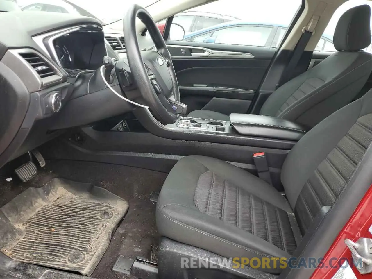 7 fotografías del automóvil dañado 3FA6P0T92LR255789 FORD FUSION 2020