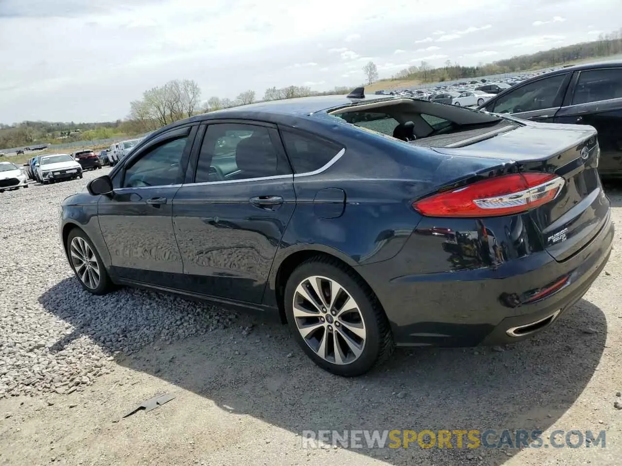 2 fotografías del automóvil dañado 3FA6P0T97LR179079 FORD FUSION 2020