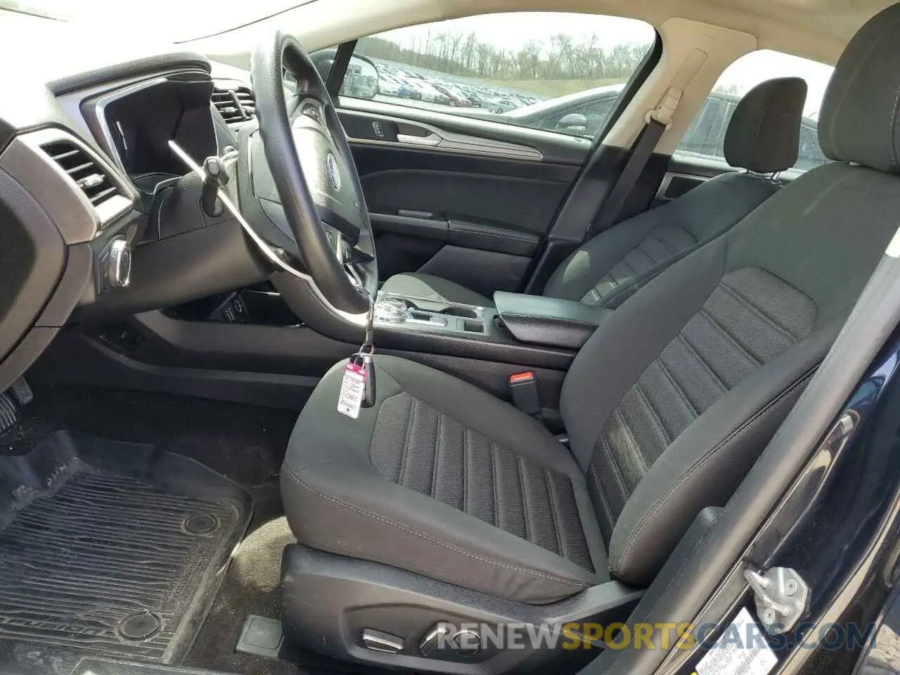 7 fotografías del automóvil dañado 3FA6P0T97LR179079 FORD FUSION 2020