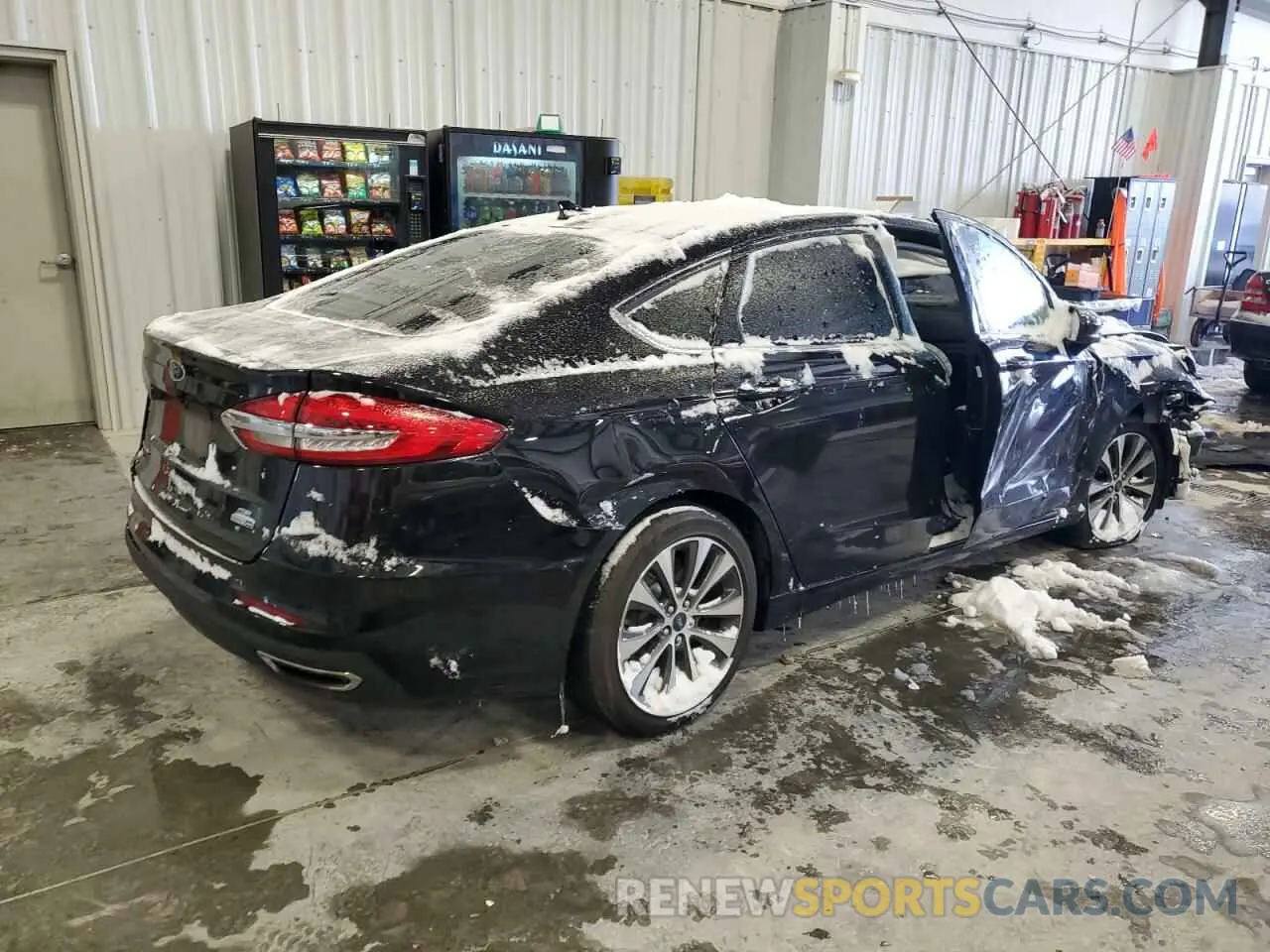 3 fotografías del automóvil dañado 3FA6P0T9XLR173325 FORD FUSION 2020