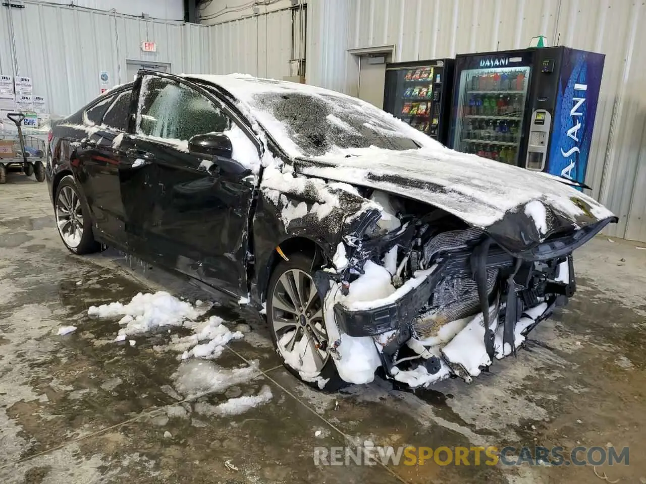 4 fotografías del automóvil dañado 3FA6P0T9XLR173325 FORD FUSION 2020