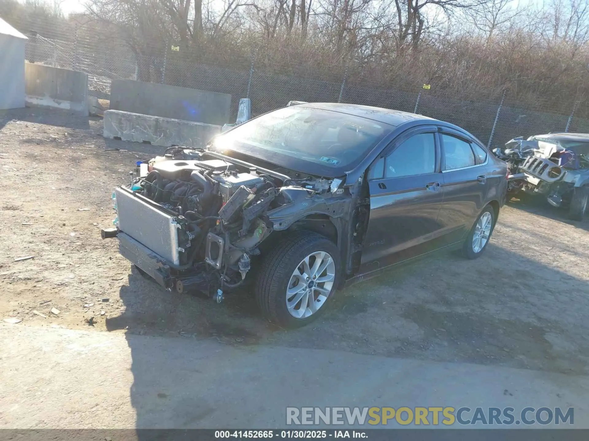 2 fotografías del automóvil dañado 3FA6P0LU0KR101214 FORD FUSION HYBRID 2019