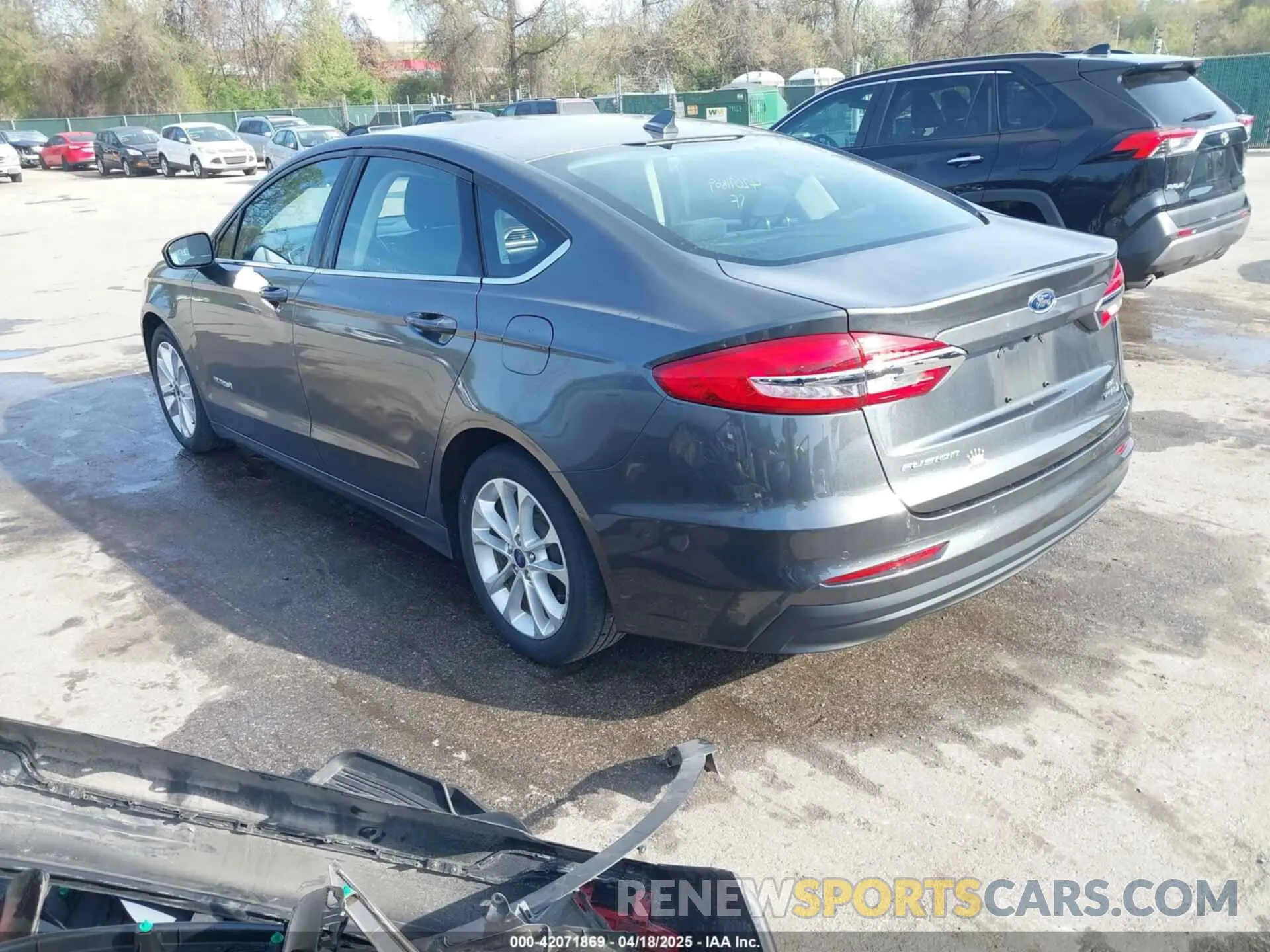 3 fotografías del automóvil dañado 3FA6P0LU0KR125609 FORD FUSION HYBRID 2019