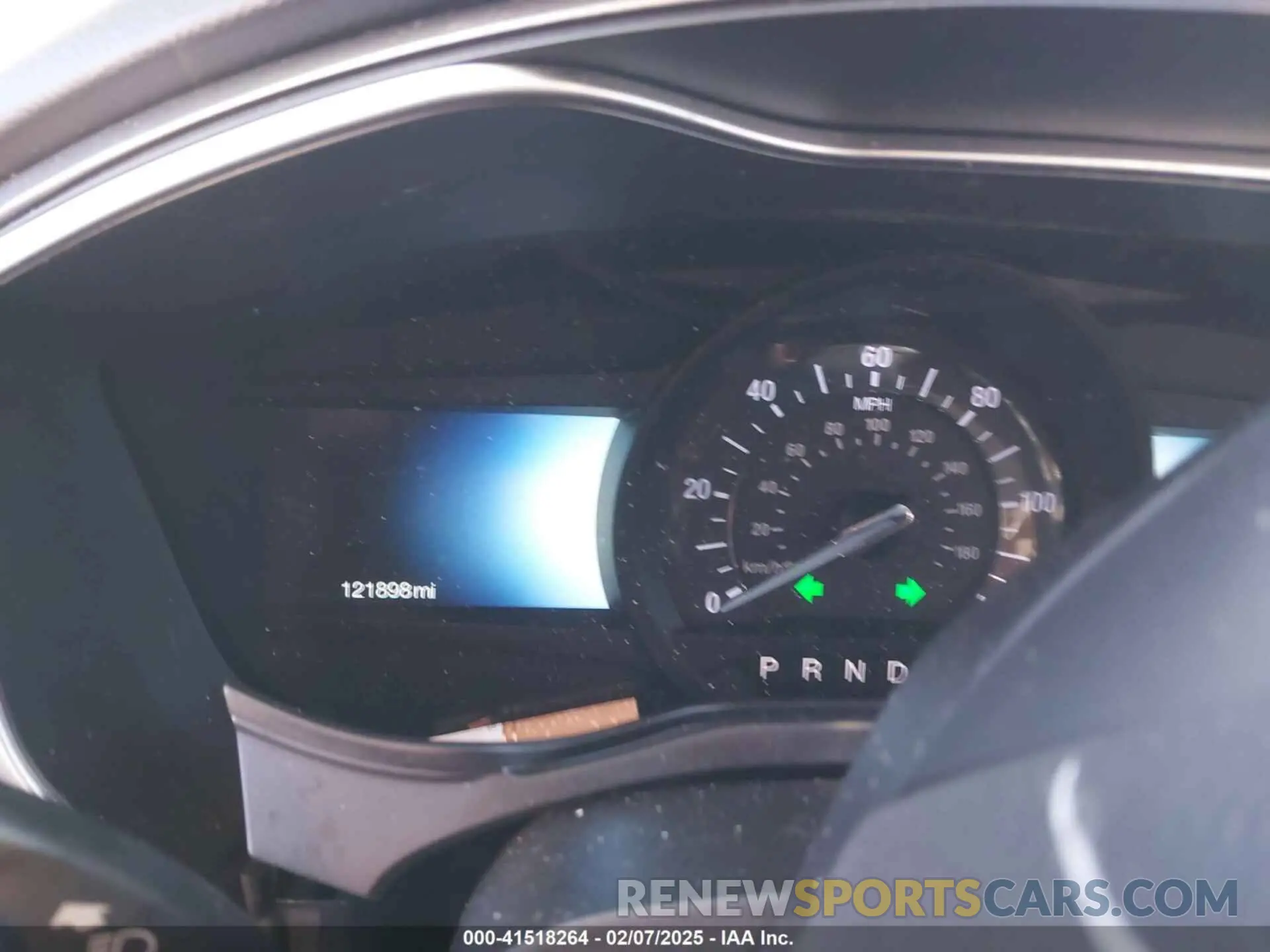 7 fotografías del automóvil dañado 3FA6P0LU0KR162935 FORD FUSION HYBRID 2019