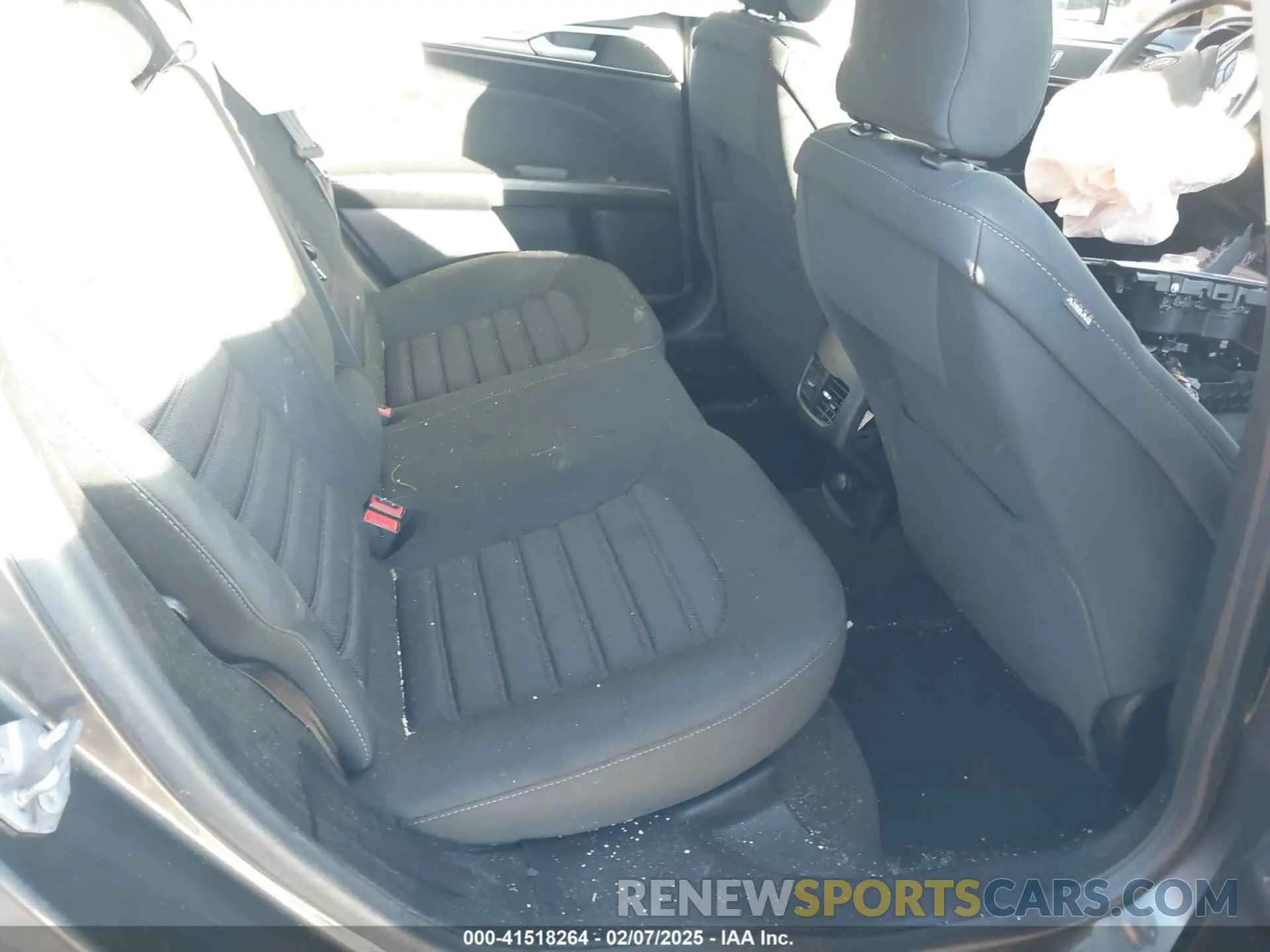 8 fotografías del automóvil dañado 3FA6P0LU0KR162935 FORD FUSION HYBRID 2019