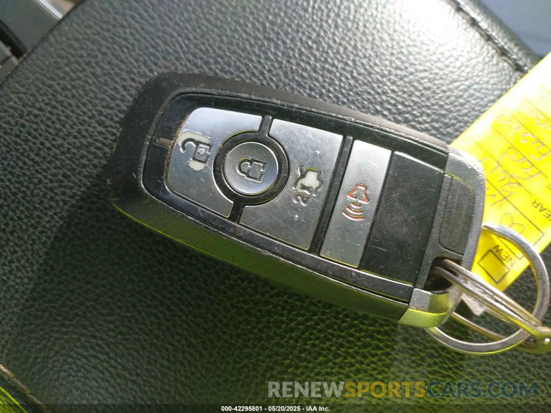 11 fotografías del automóvil dañado 3FA6P0LU0KR240422 FORD FUSION HYBRID 2019