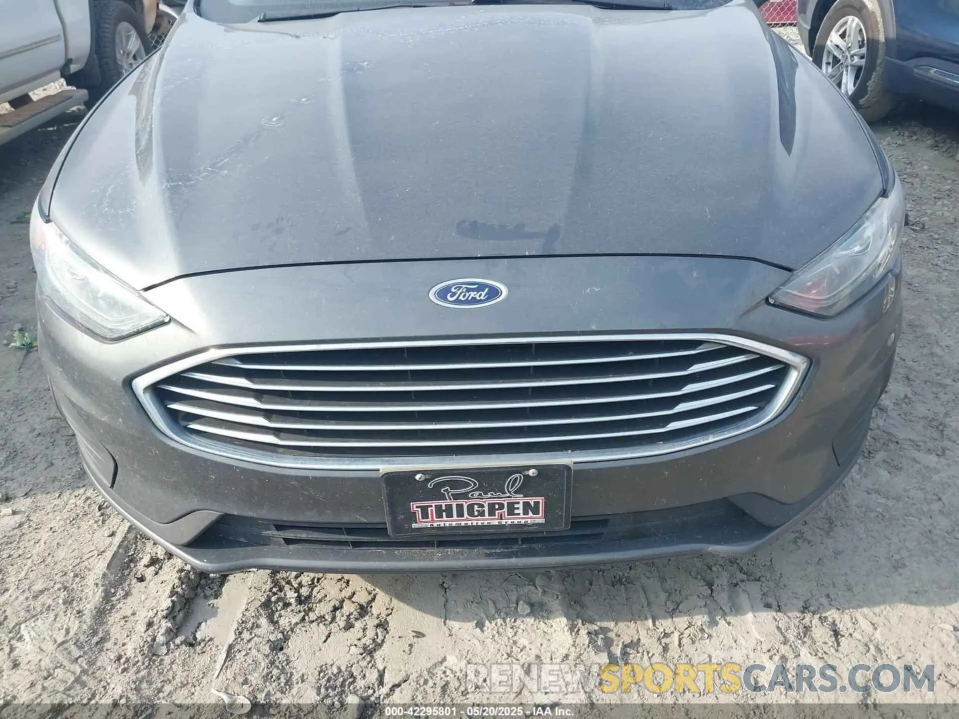 12 fotografías del automóvil dañado 3FA6P0LU0KR240422 FORD FUSION HYBRID 2019