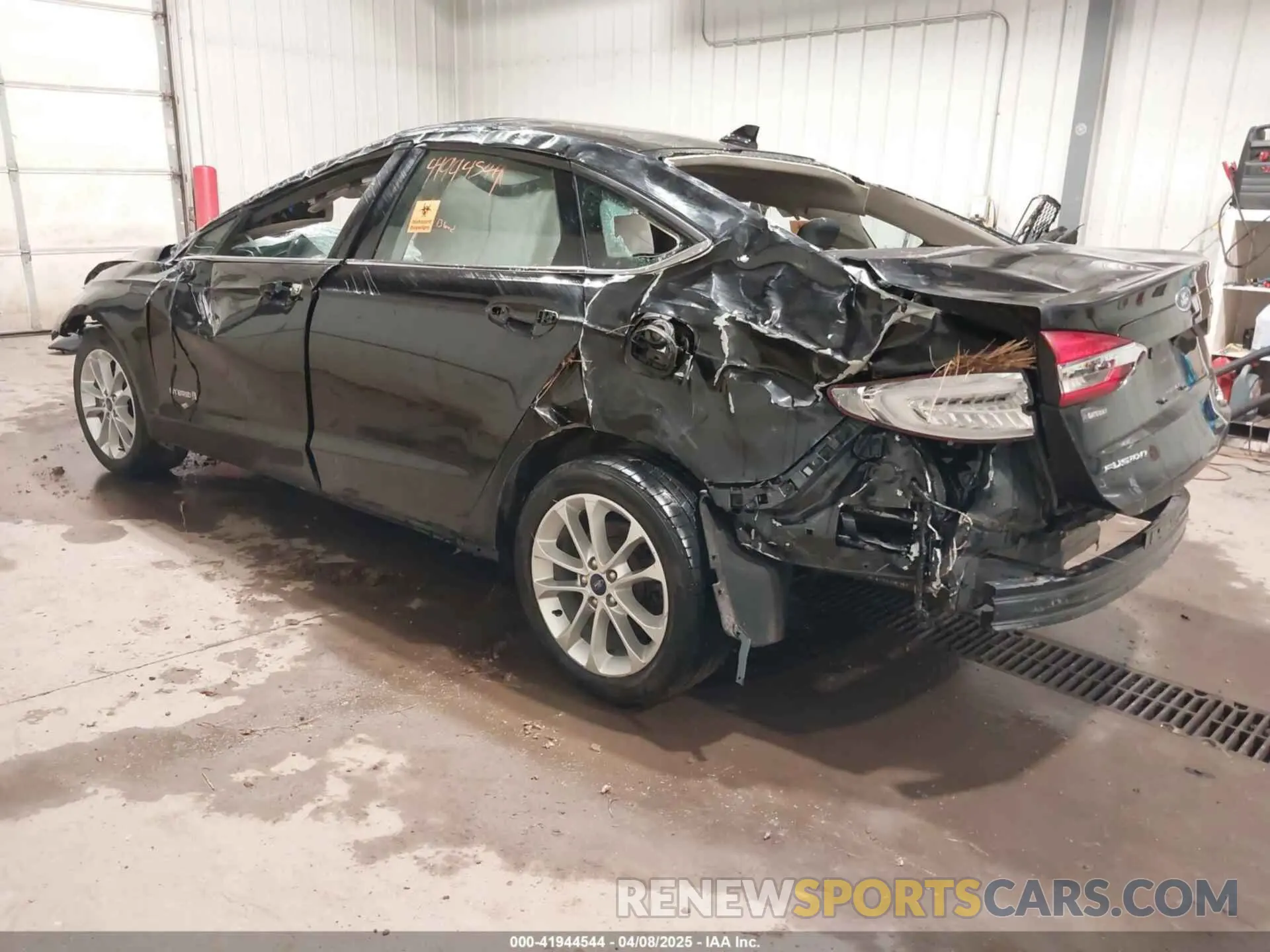 3 fotografías del automóvil dañado 3FA6P0LU0KR254448 FORD FUSION HYBRID 2019