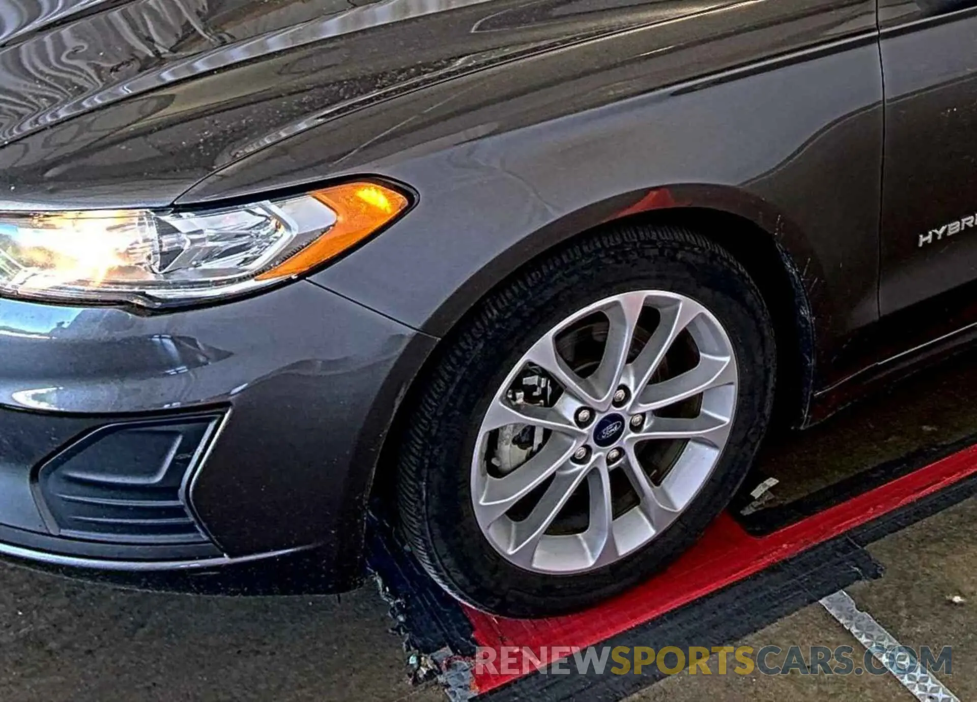 22 fotografías del automóvil dañado 3FA6P0LU0KR255633 FORD FUSION HYBRID 2019
