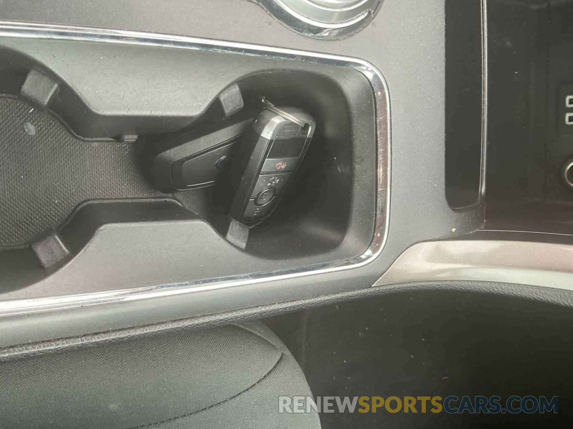 34 fotografías del automóvil dañado 3FA6P0LU0KR255633 FORD FUSION HYBRID 2019