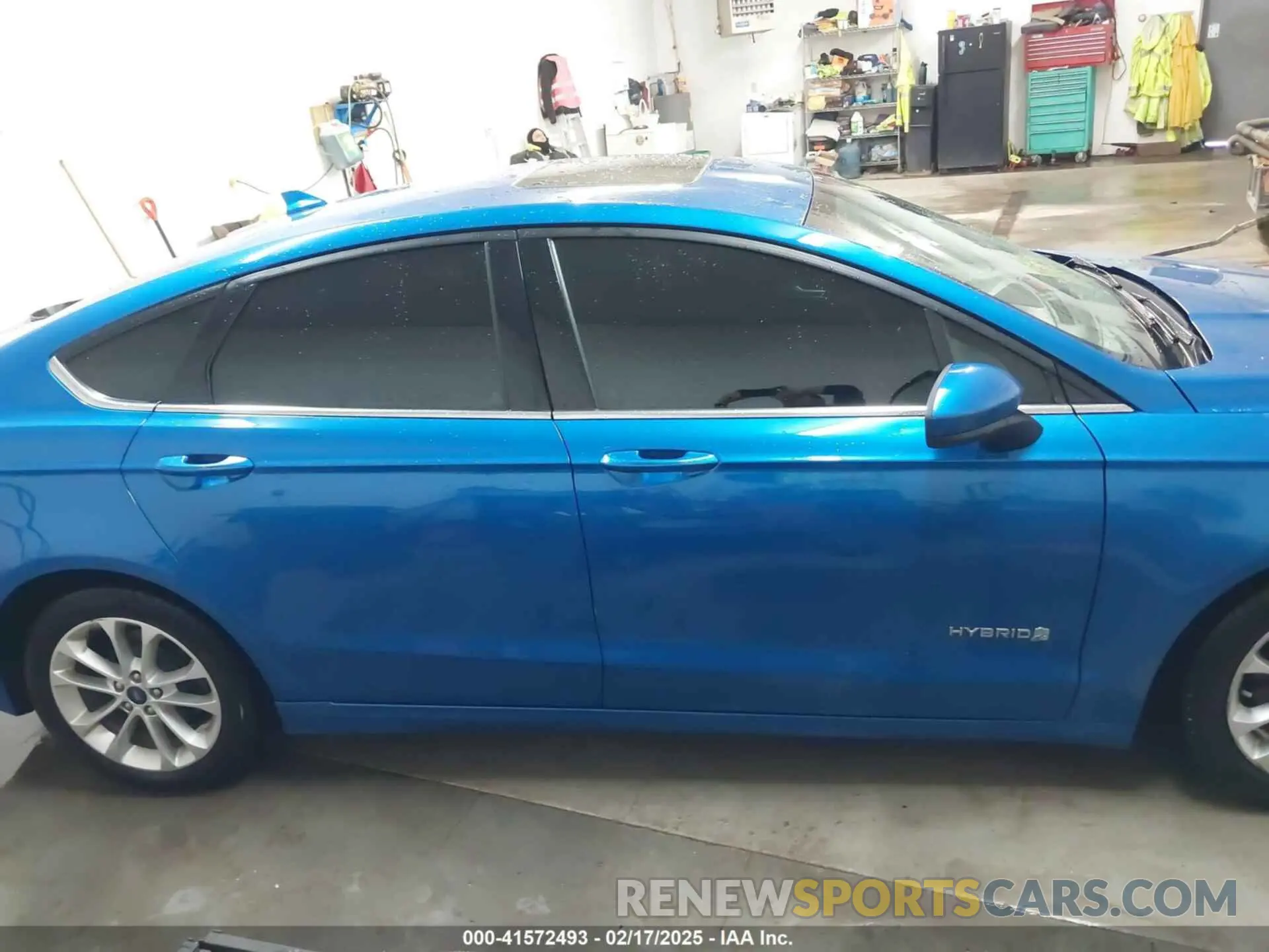 14 fotografías del automóvil dañado 3FA6P0LU1KR102727 FORD FUSION HYBRID 2019