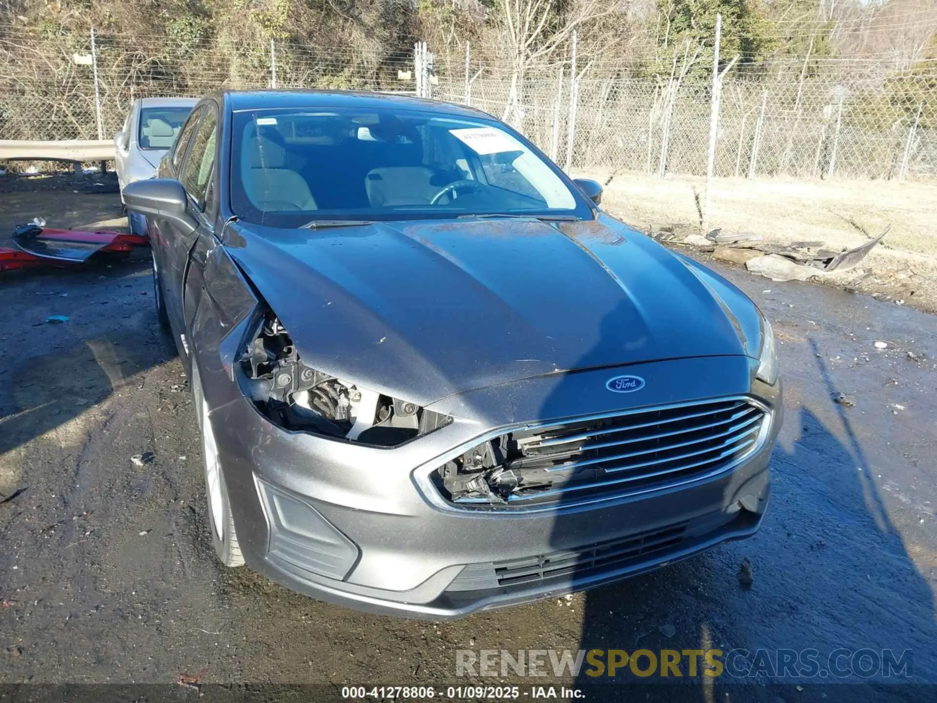 6 fotografías del automóvil dañado 3FA6P0LU2KR119830 FORD FUSION HYBRID 2019
