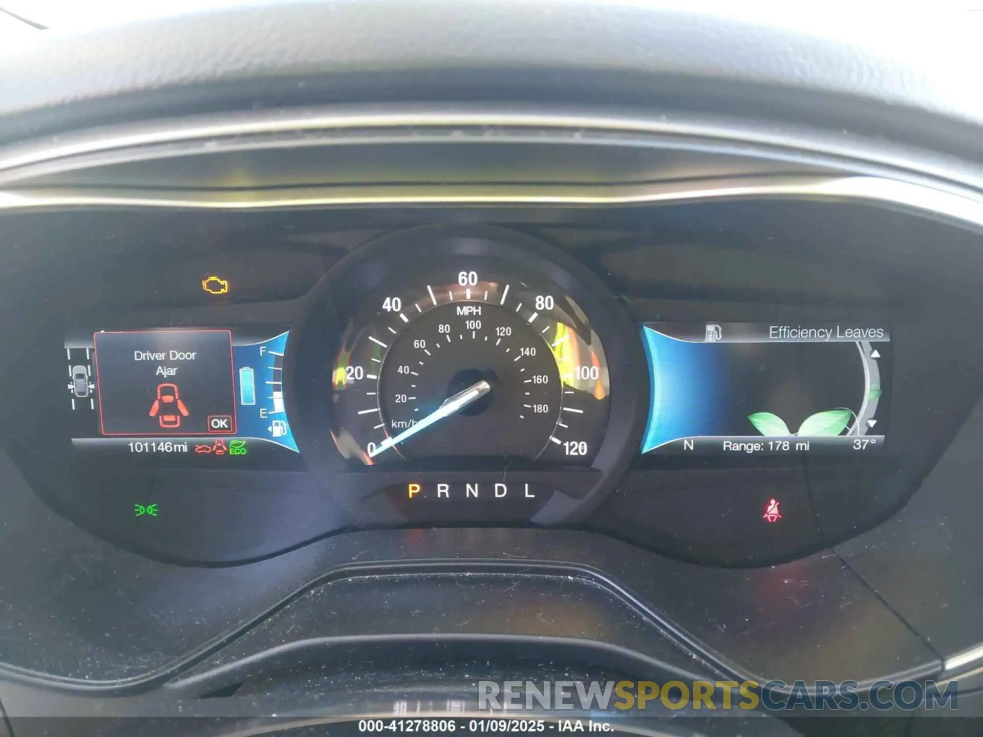 7 fotografías del automóvil dañado 3FA6P0LU2KR119830 FORD FUSION HYBRID 2019