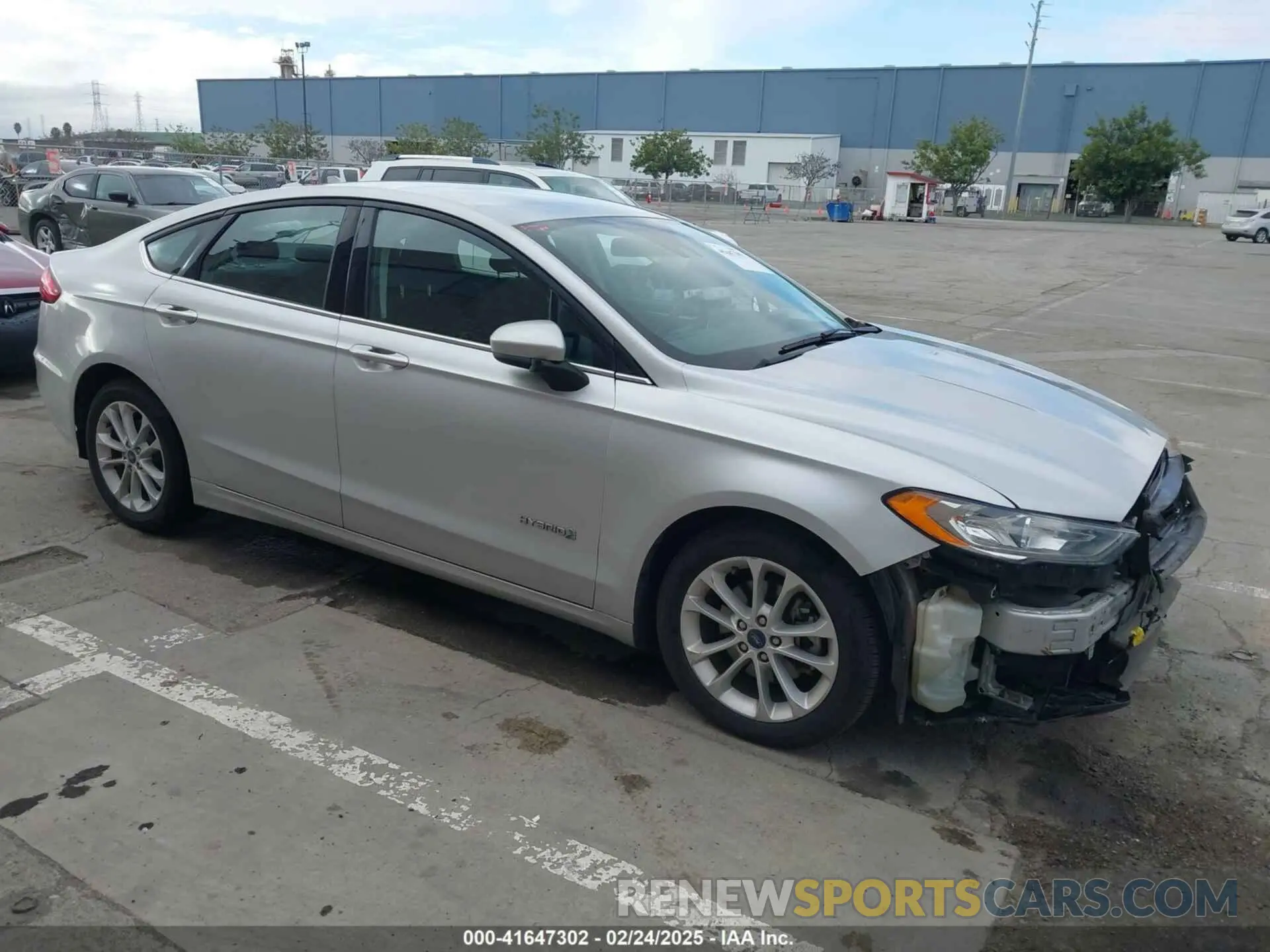 1 fotografías del automóvil dañado 3FA6P0LU2KR200083 FORD FUSION HYBRID 2019
