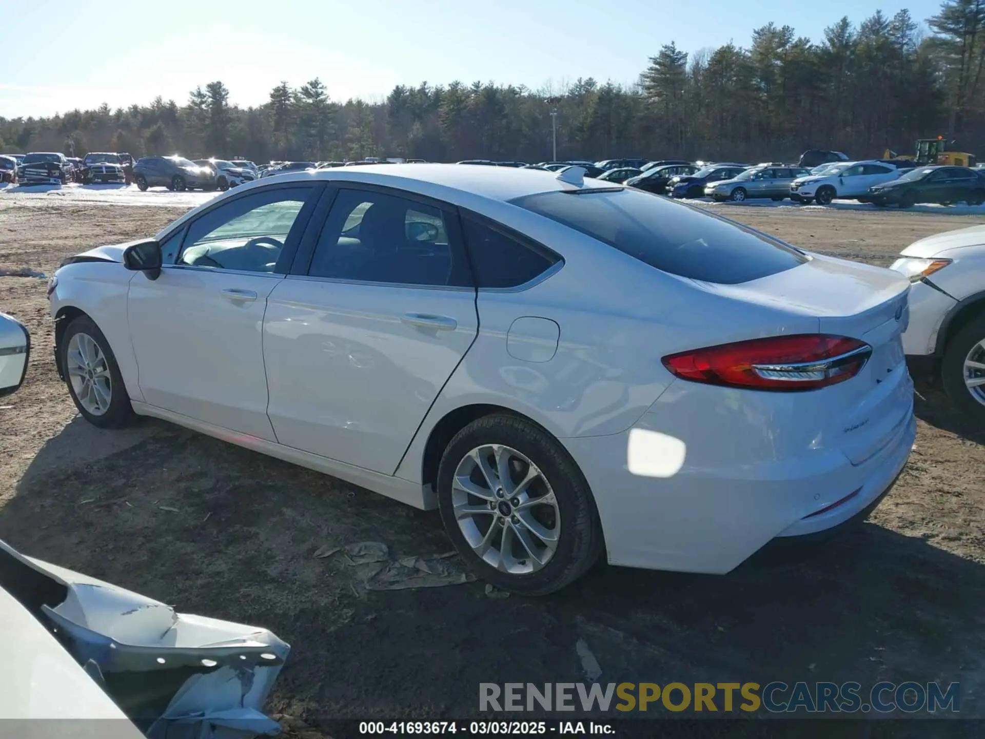 14 fotografías del automóvil dañado 3FA6P0LU2KR222584 FORD FUSION HYBRID 2019