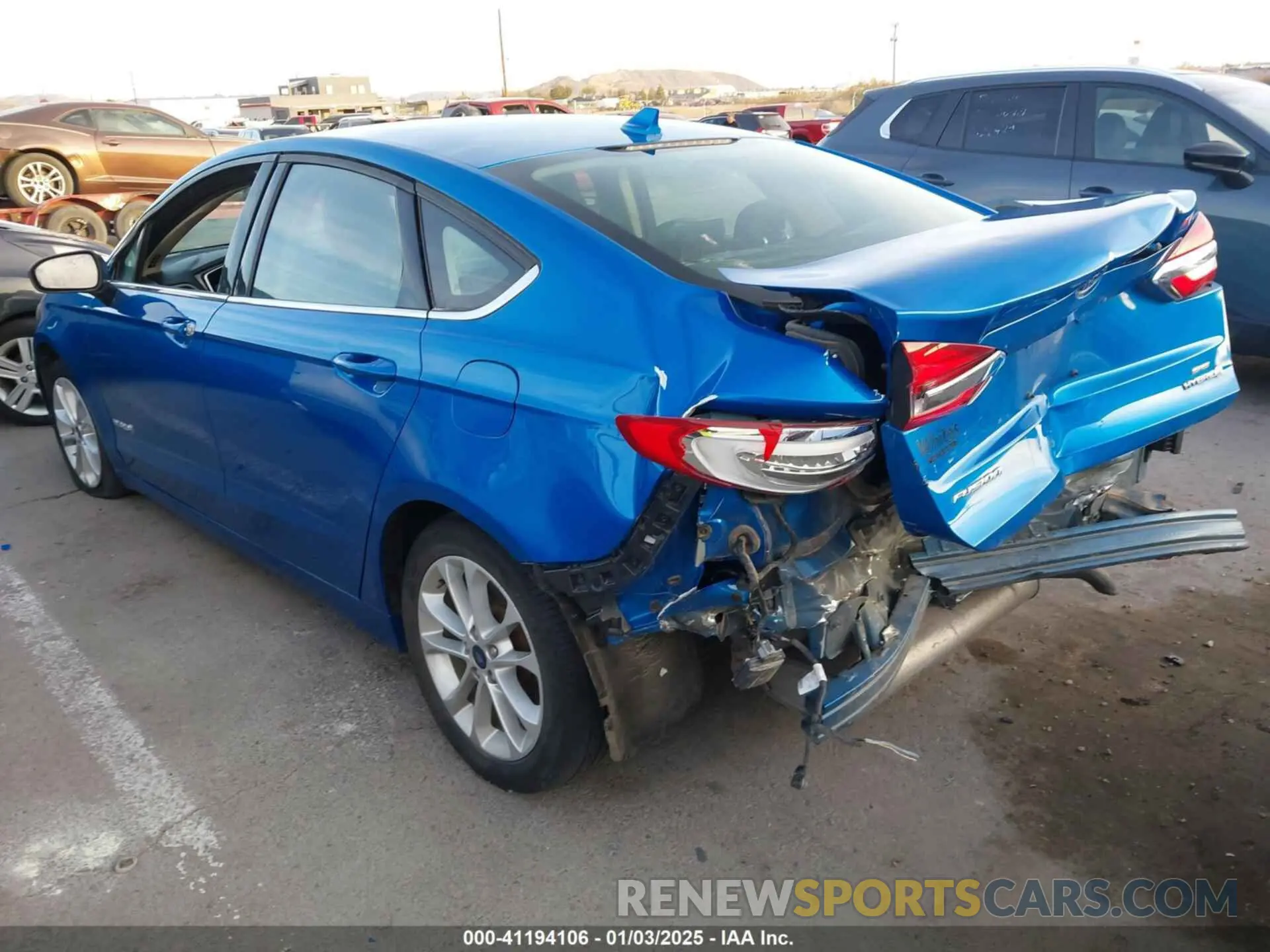 3 fotografías del automóvil dañado 3FA6P0LU3KR108884 FORD FUSION HYBRID 2019
