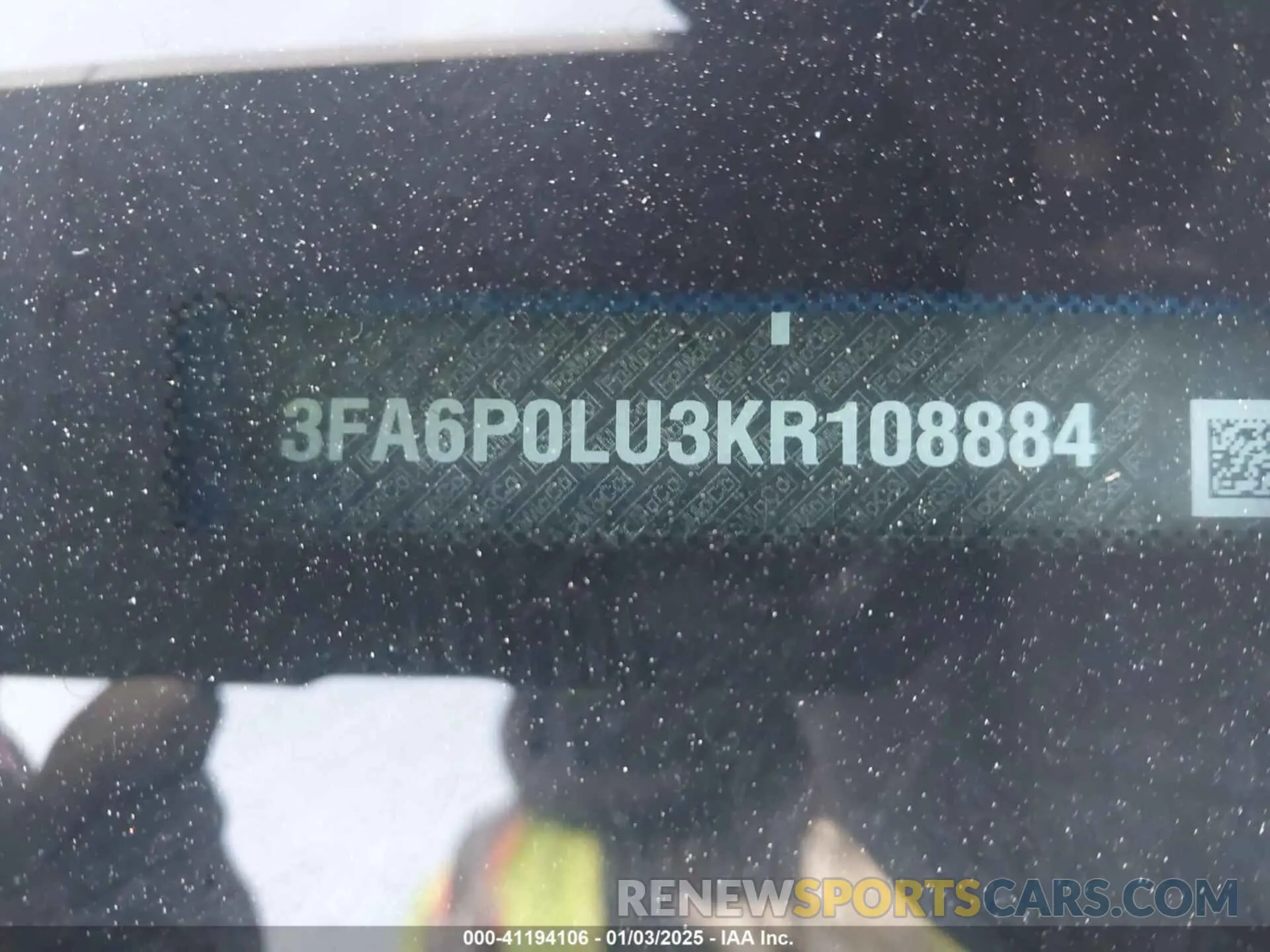 9 fotografías del automóvil dañado 3FA6P0LU3KR108884 FORD FUSION HYBRID 2019