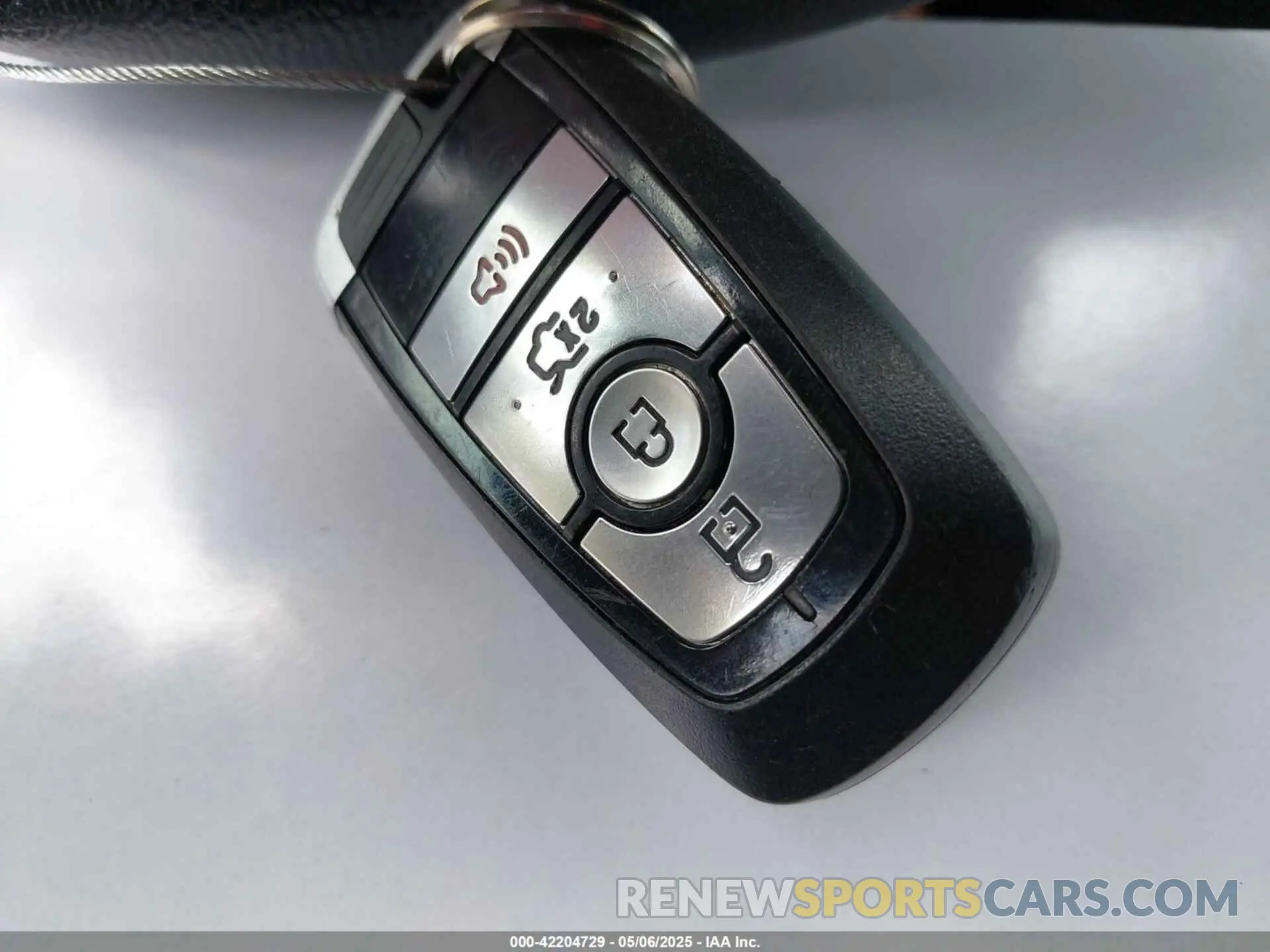 11 fotografías del automóvil dañado 3FA6P0LU3KR117794 FORD FUSION HYBRID 2019
