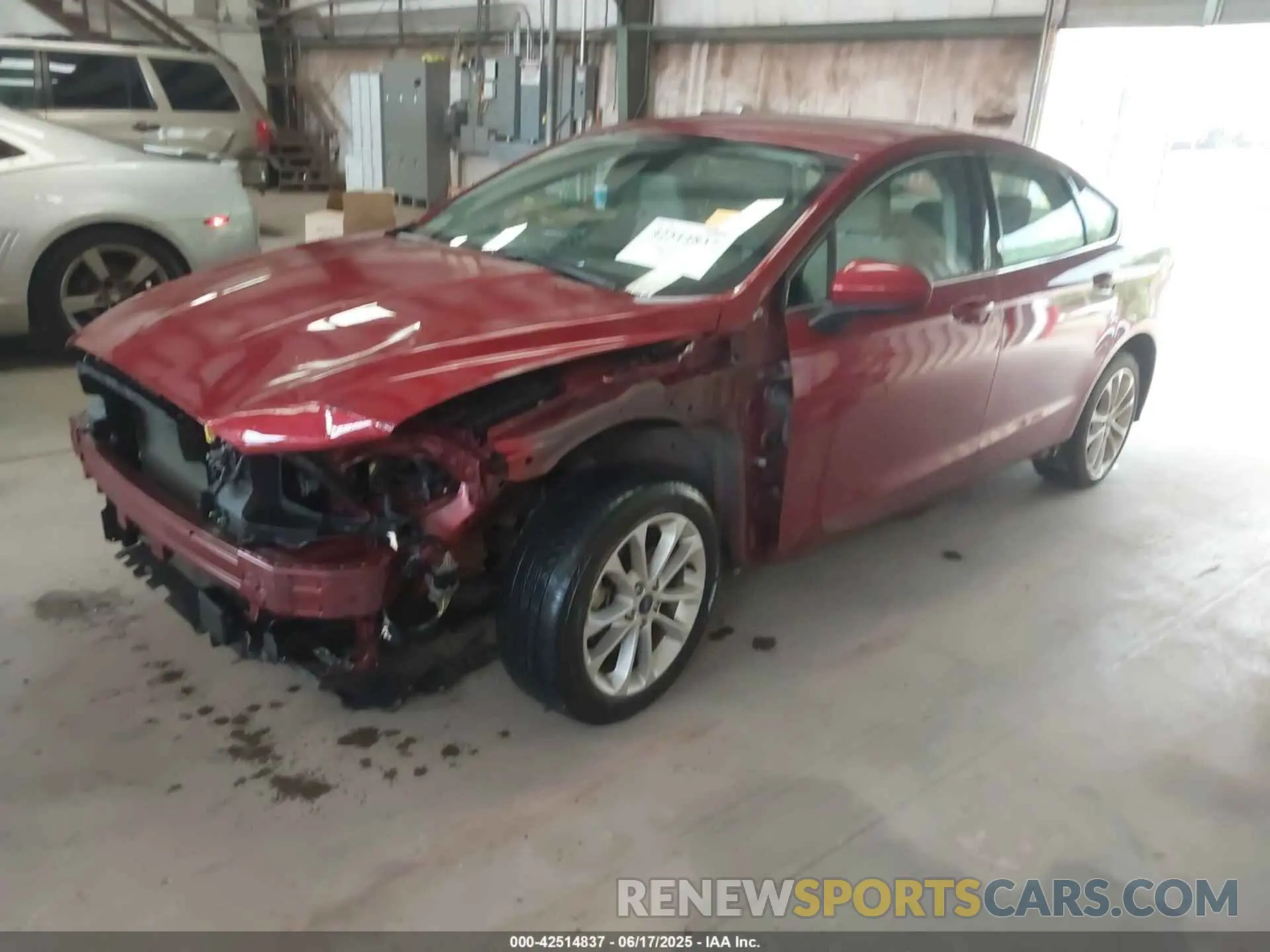 2 fotografías del automóvil dañado 3FA6P0LU3KR263354 FORD FUSION HYBRID 2019