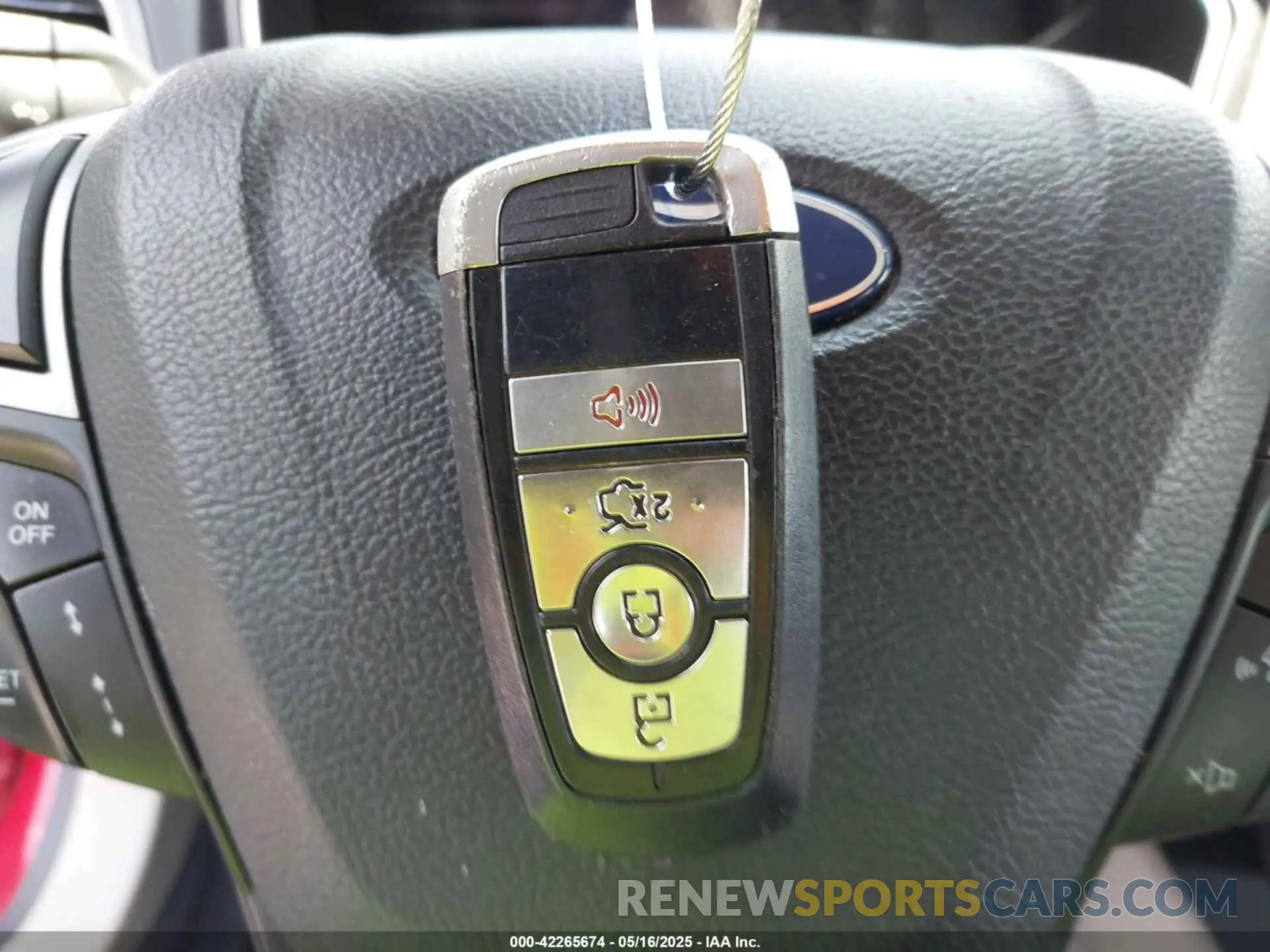 11 fotografías del automóvil dañado 3FA6P0LU4KR226457 FORD FUSION HYBRID 2019