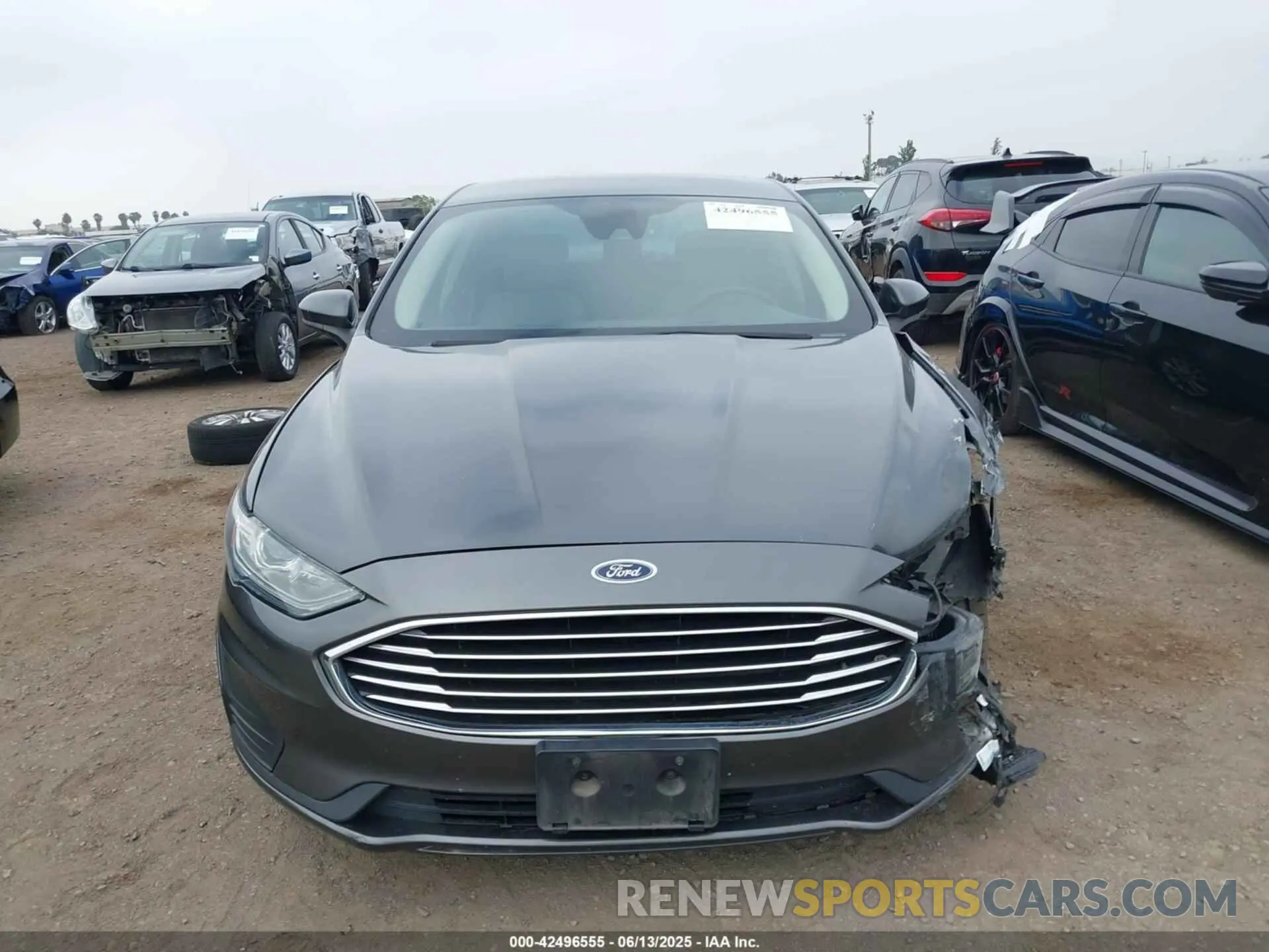 12 fotografías del automóvil dañado 3FA6P0LU5KR104335 FORD FUSION HYBRID 2019