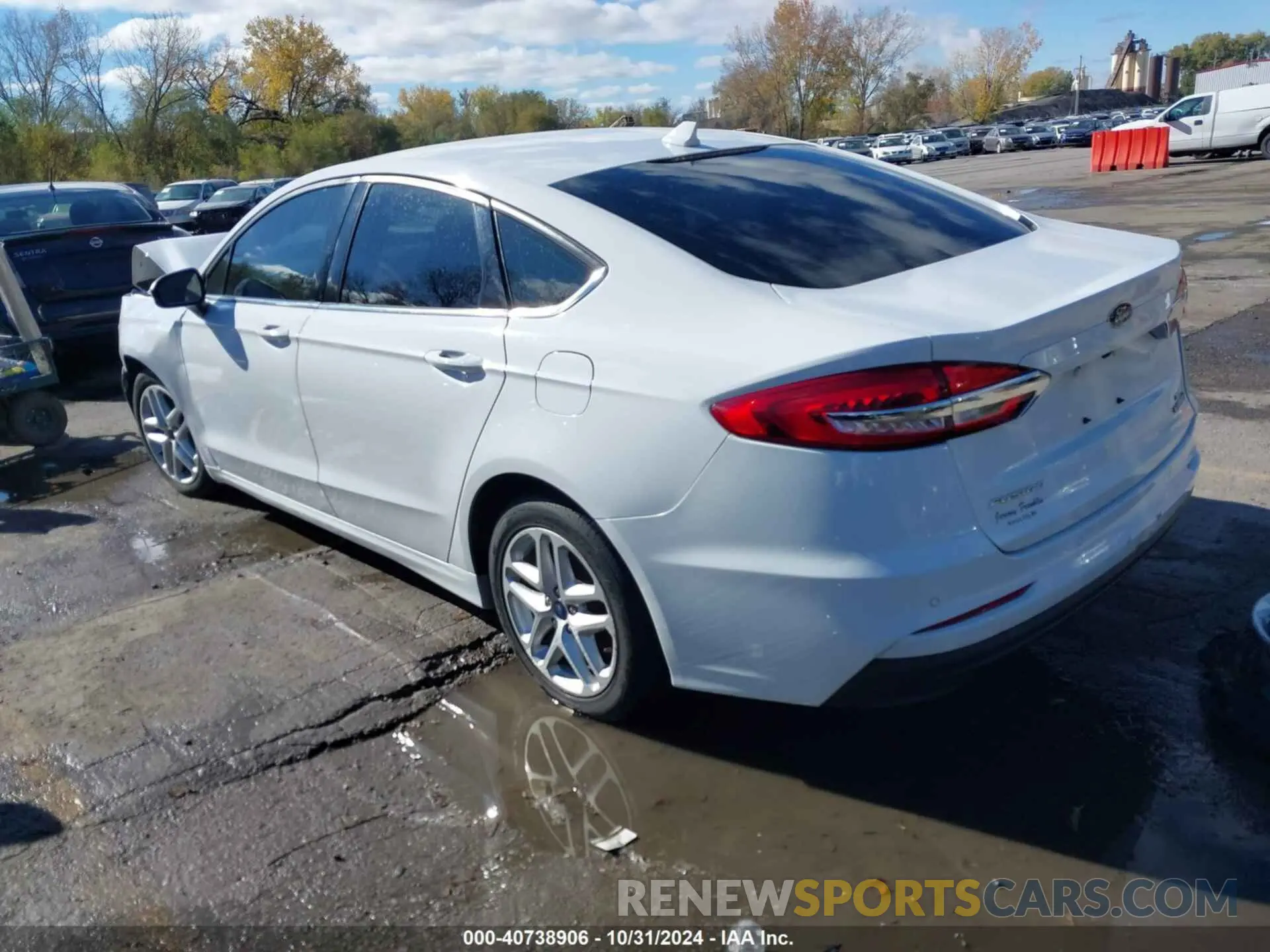 3 fotografías del automóvil dañado 3FA6P0LU5KR207173 FORD FUSION HYBRID 2019