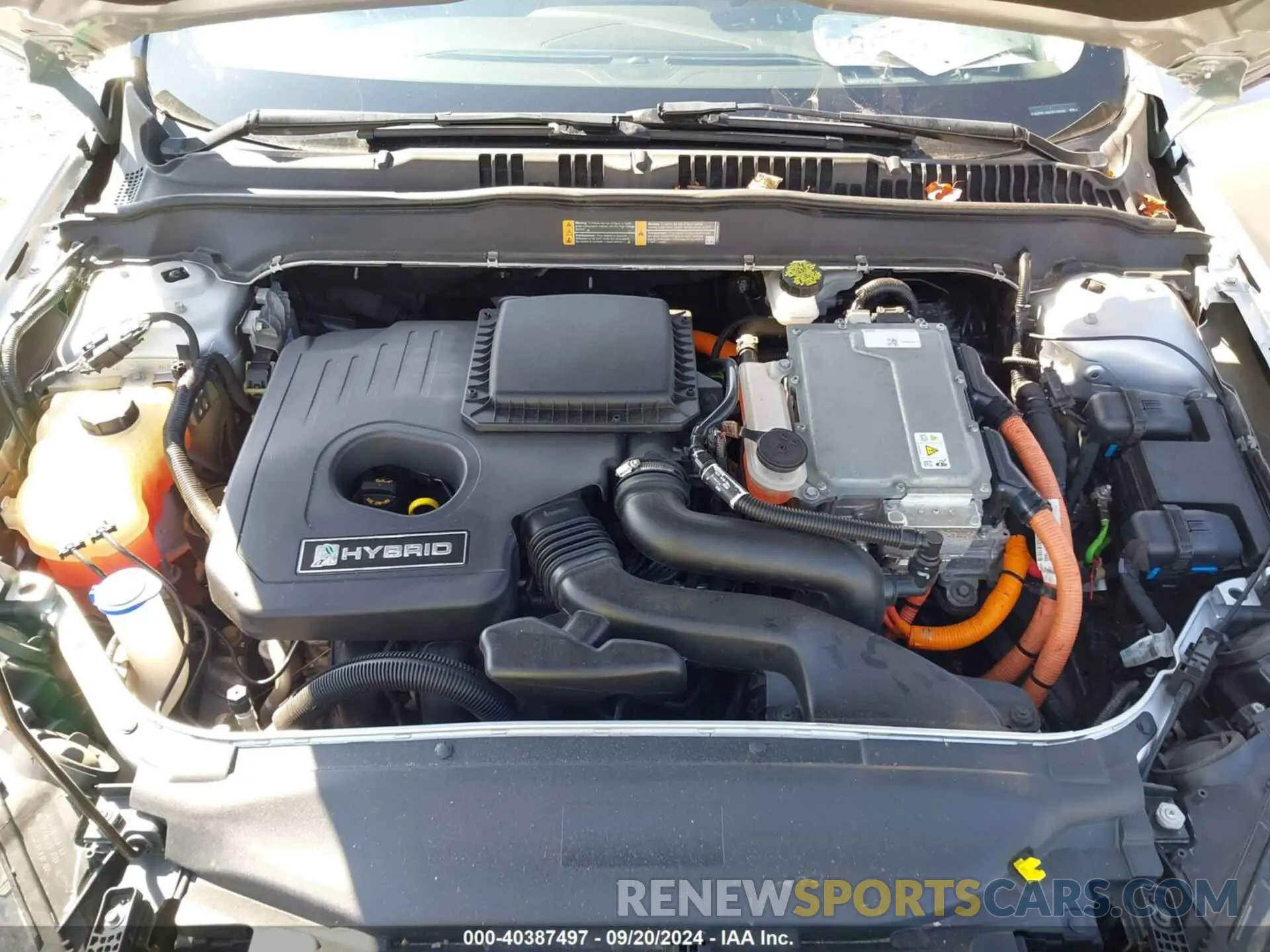 10 fotografías del automóvil dañado 3FA6P0LU6KR110208 FORD FUSION HYBRID 2019