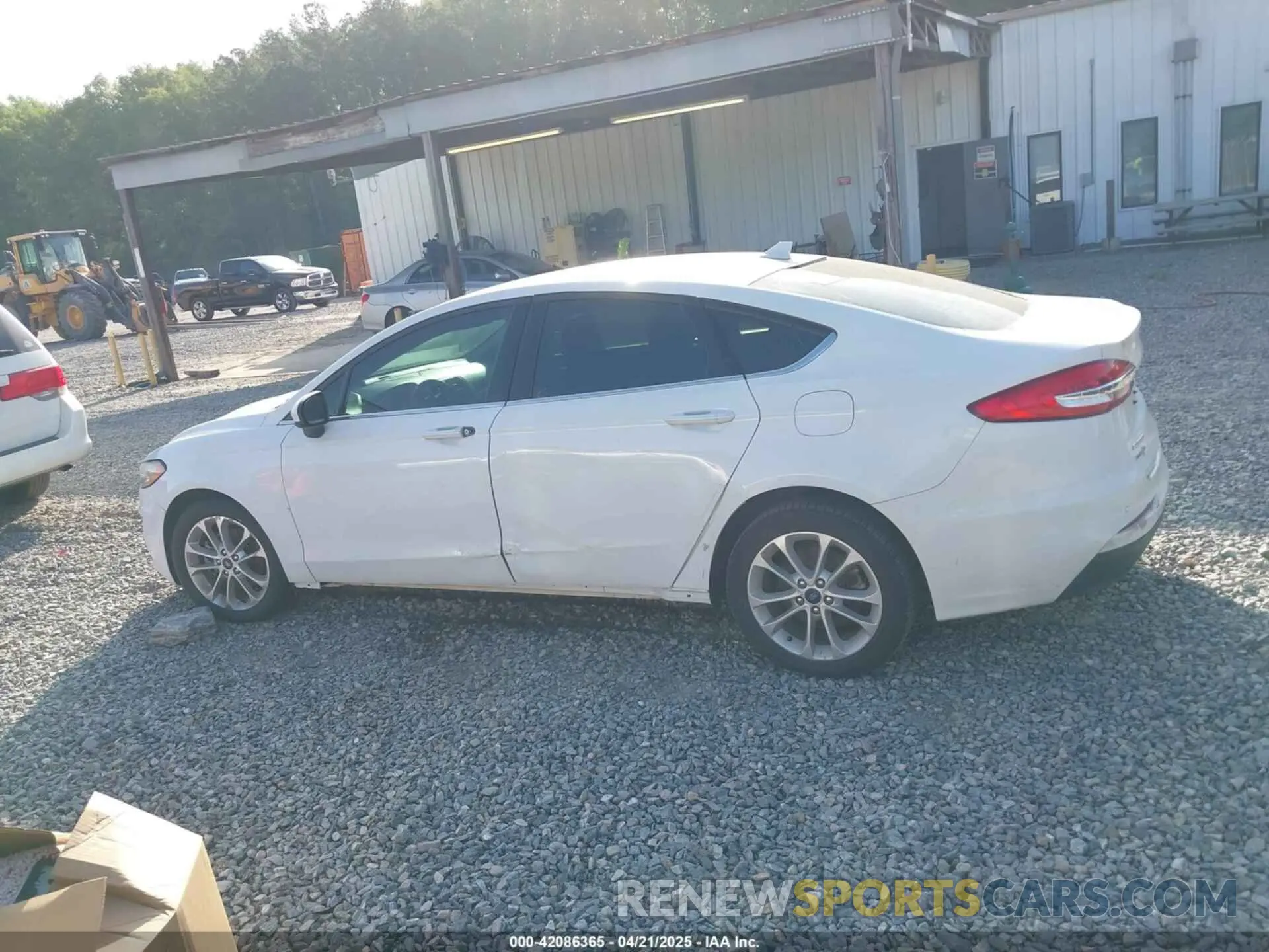 13 fotografías del automóvil dañado 3FA6P0LU6KR152166 FORD FUSION HYBRID 2019
