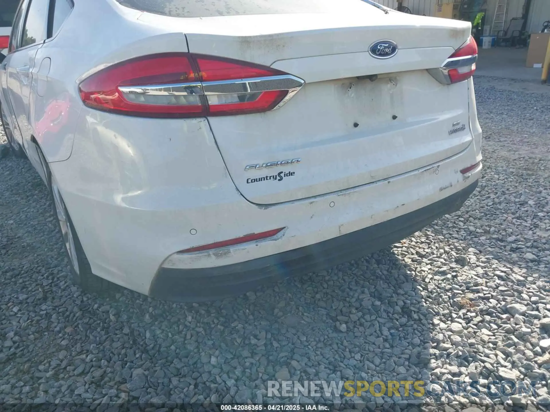 19 fotografías del automóvil dañado 3FA6P0LU6KR152166 FORD FUSION HYBRID 2019