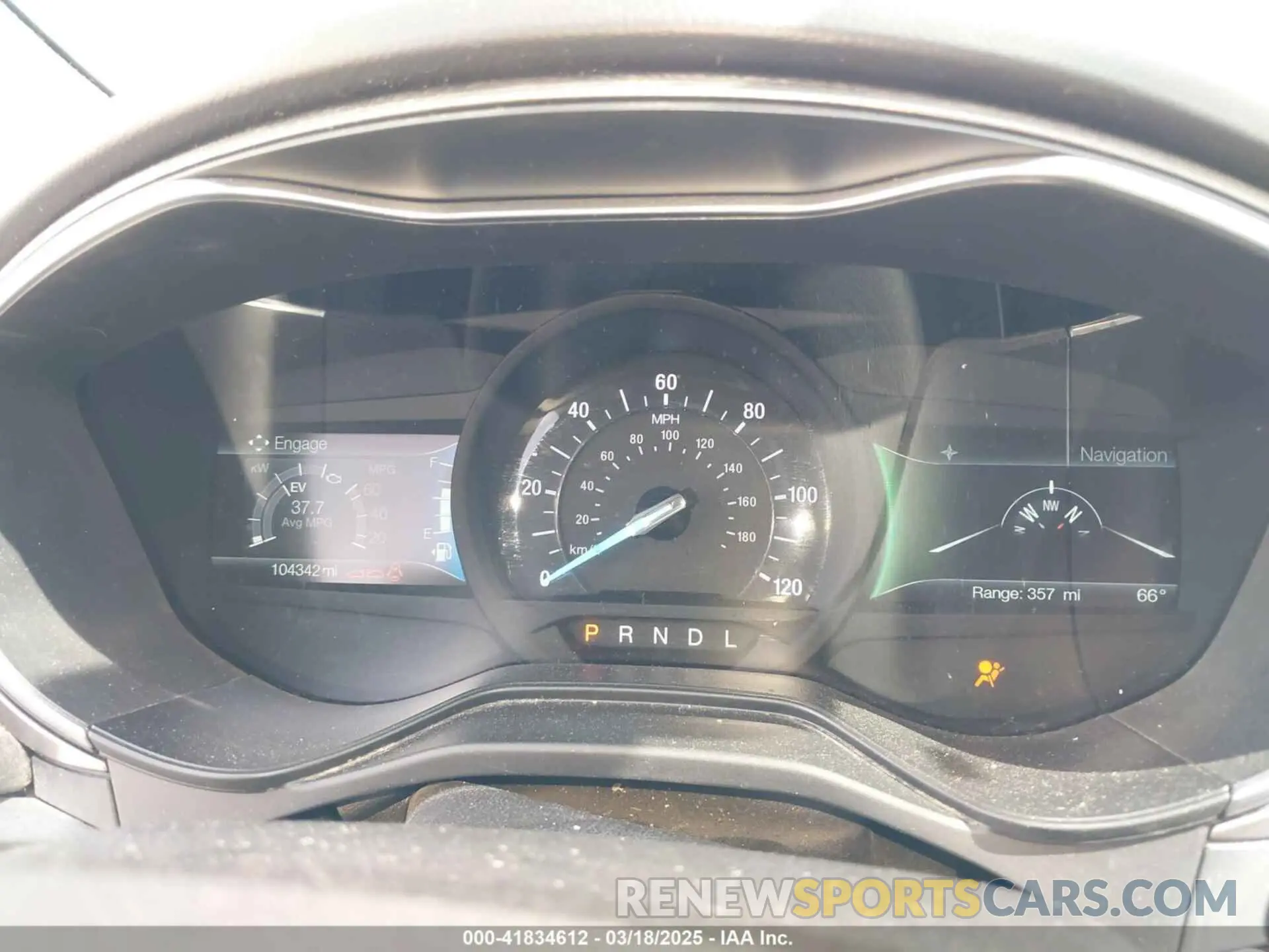 7 fotografías del automóvil dañado 3FA6P0LU6KR163927 FORD FUSION HYBRID 2019