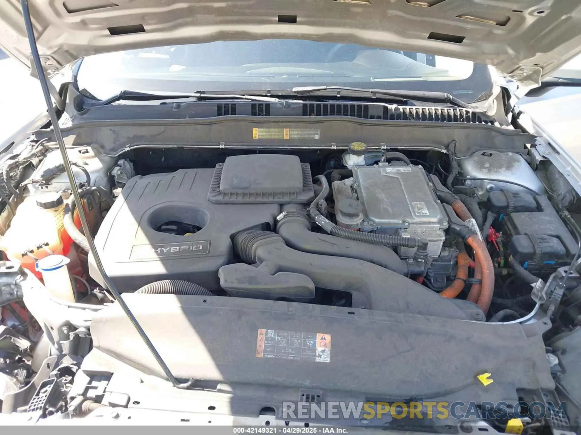 10 fotografías del automóvil dañado 3FA6P0LU7KR137840 FORD FUSION HYBRID 2019