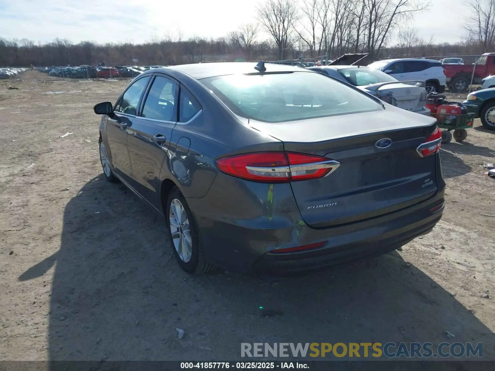 3 fotografías del automóvil dañado 3FA6P0LU9KR167048 FORD FUSION HYBRID 2019