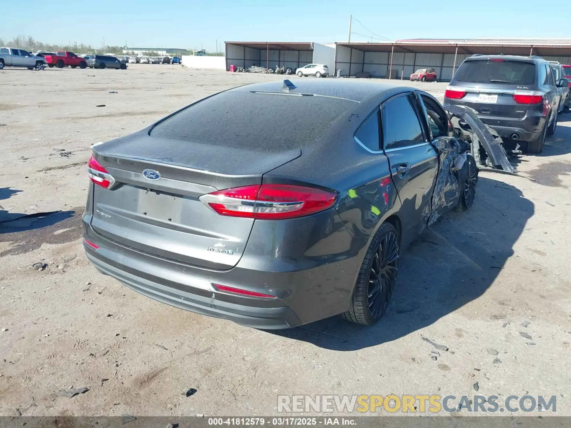 4 fotografías del automóvil dañado 3FA6P0LU9KR189728 FORD FUSION HYBRID 2019