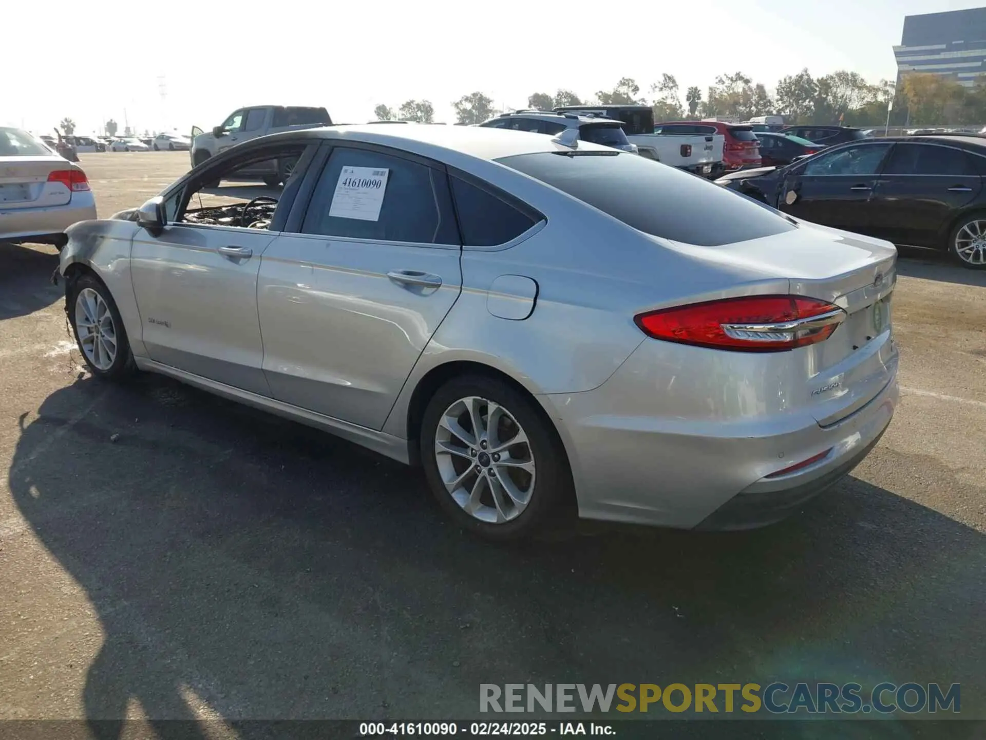 3 fotografías del automóvil dañado 3FA6P0LU9KR261608 FORD FUSION HYBRID 2019