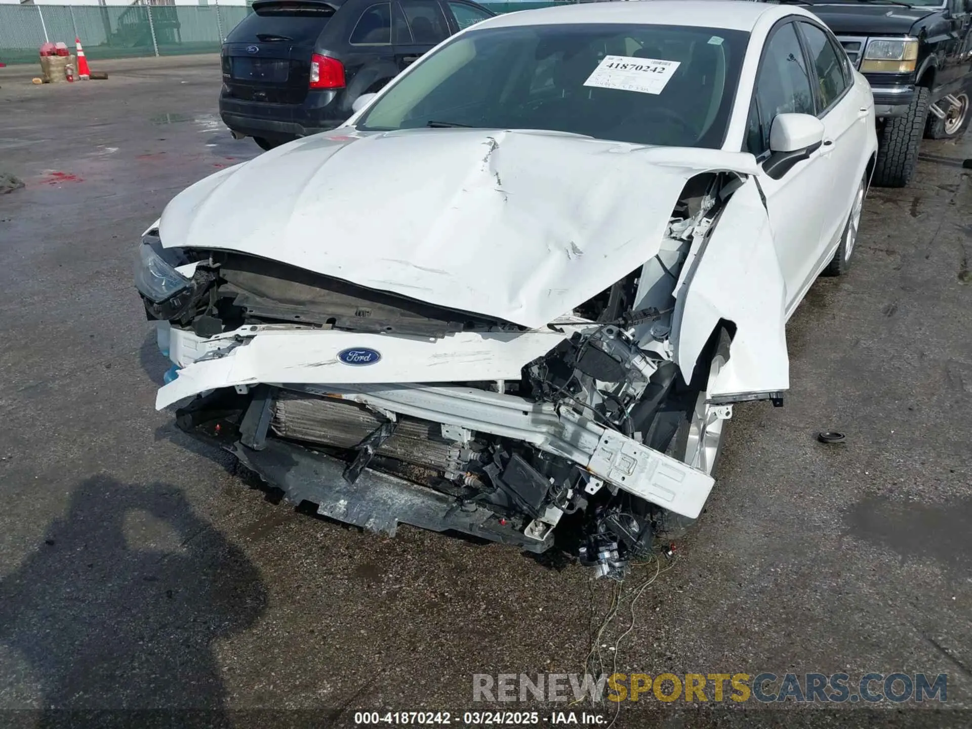 6 fotografías del automóvil dañado 3FA6P0LUXKR104850 FORD FUSION HYBRID 2019