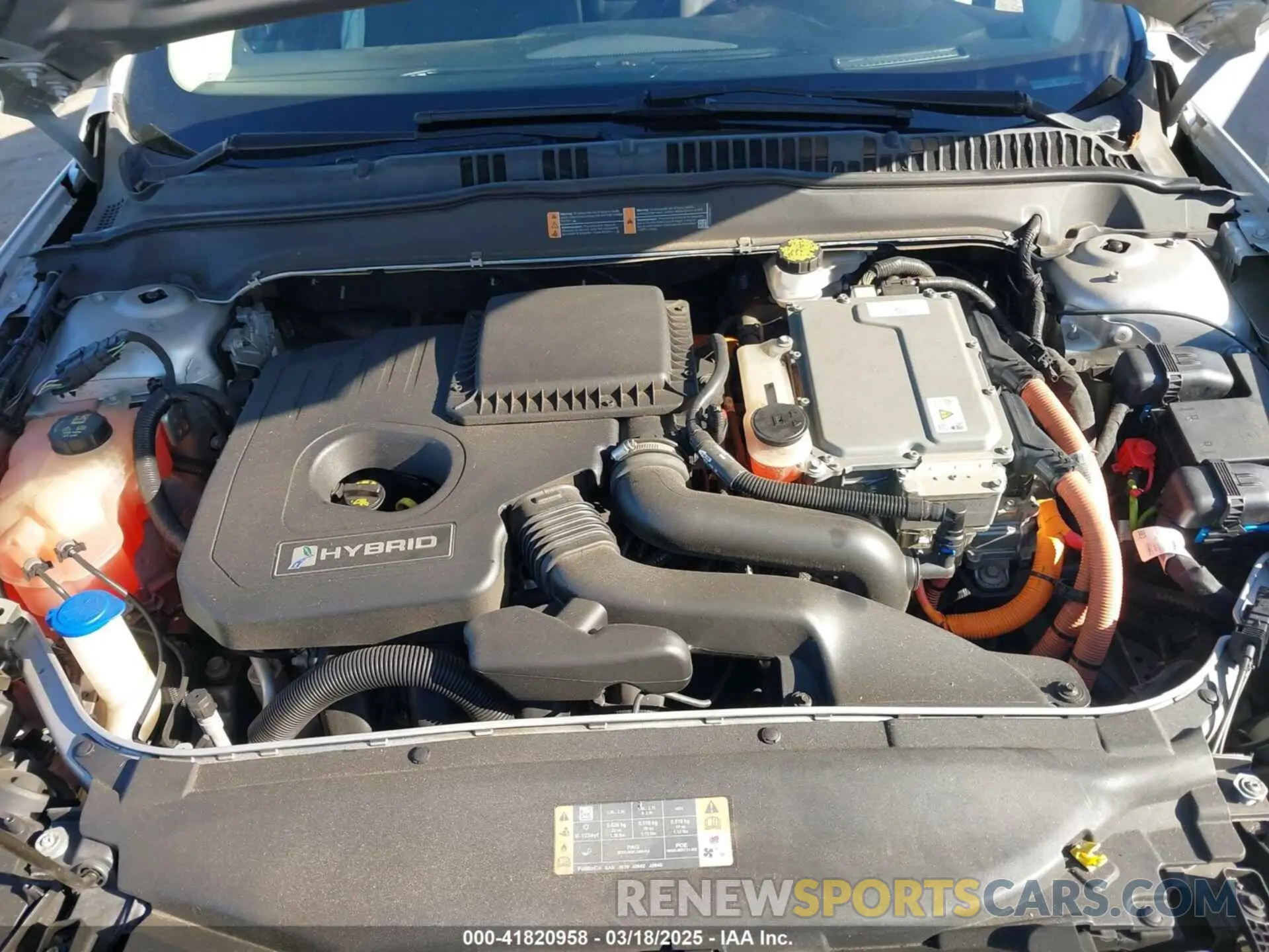 10 fotografías del automóvil dañado 3FA6P0LUXKR208139 FORD FUSION HYBRID 2019