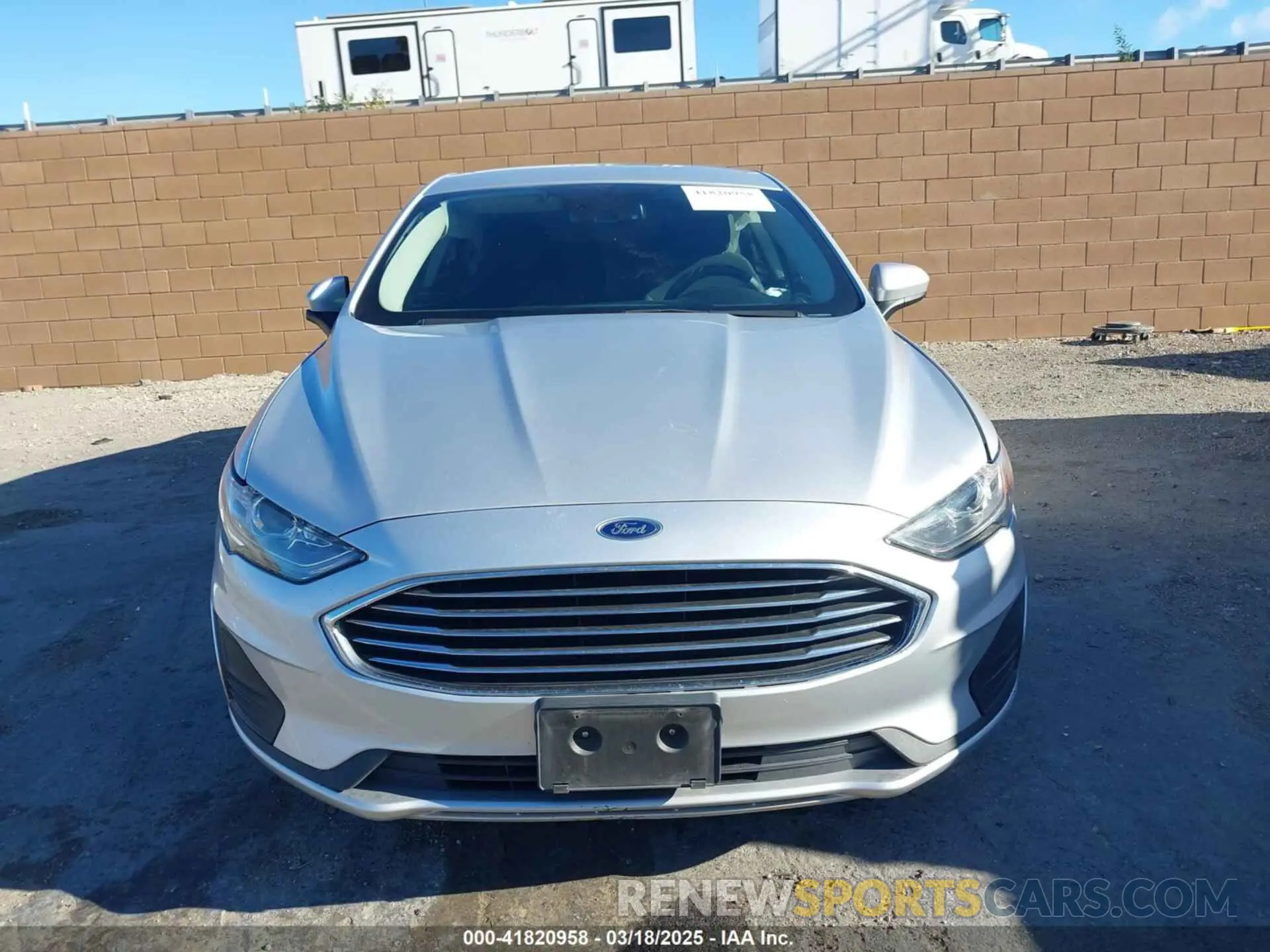 12 fotografías del automóvil dañado 3FA6P0LUXKR208139 FORD FUSION HYBRID 2019